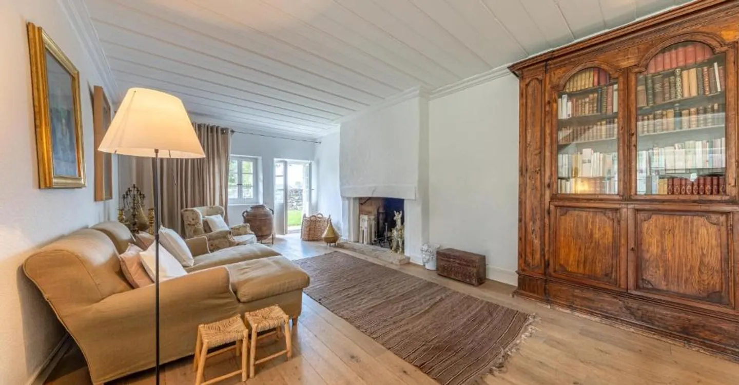 Villa Elegante a Jussy - Foto 8 di 13
