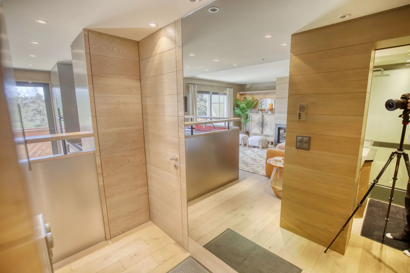 Appartement 1 pièce de haute qualité - rénové avec grande terrasse, à Crans ! - Photo 7 sur 18