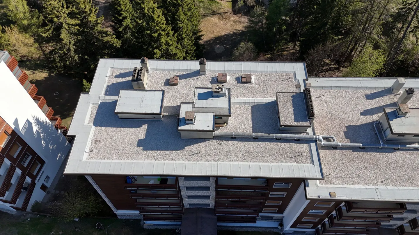 Appartement 1 pièce de haute qualité - rénové avec grande terrasse, à Crans ! - Photo 14 sur 18