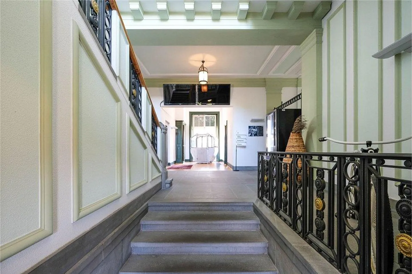 Spazi per uffici o studi versatili in affitto in un edificio rappresentativo! - Foto 2 di 13