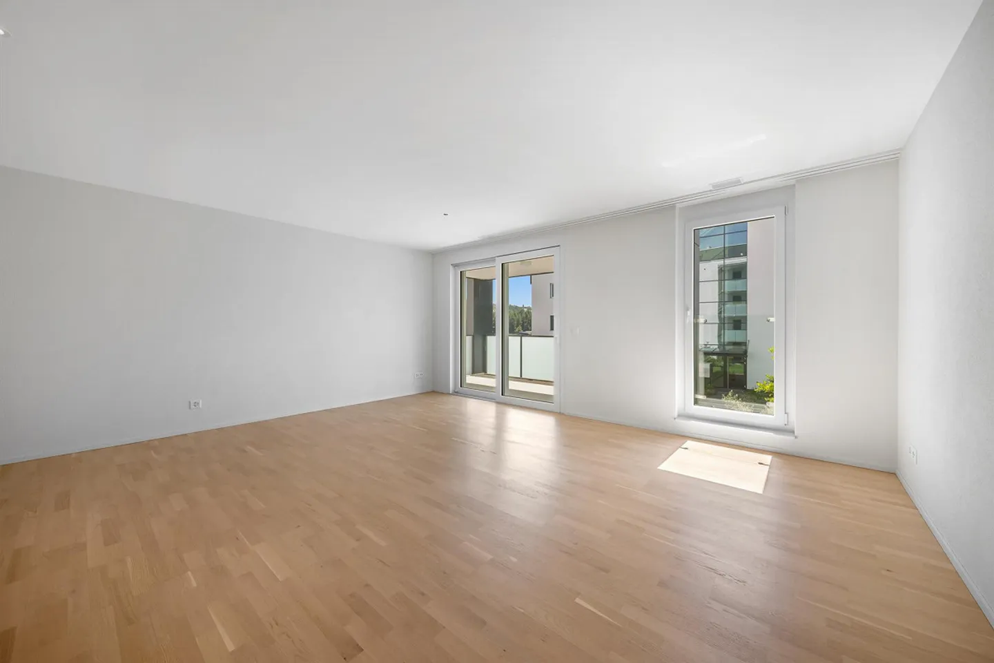 Exklusive Wohnung mit grosser Terrasse - Foto 3 von 3
