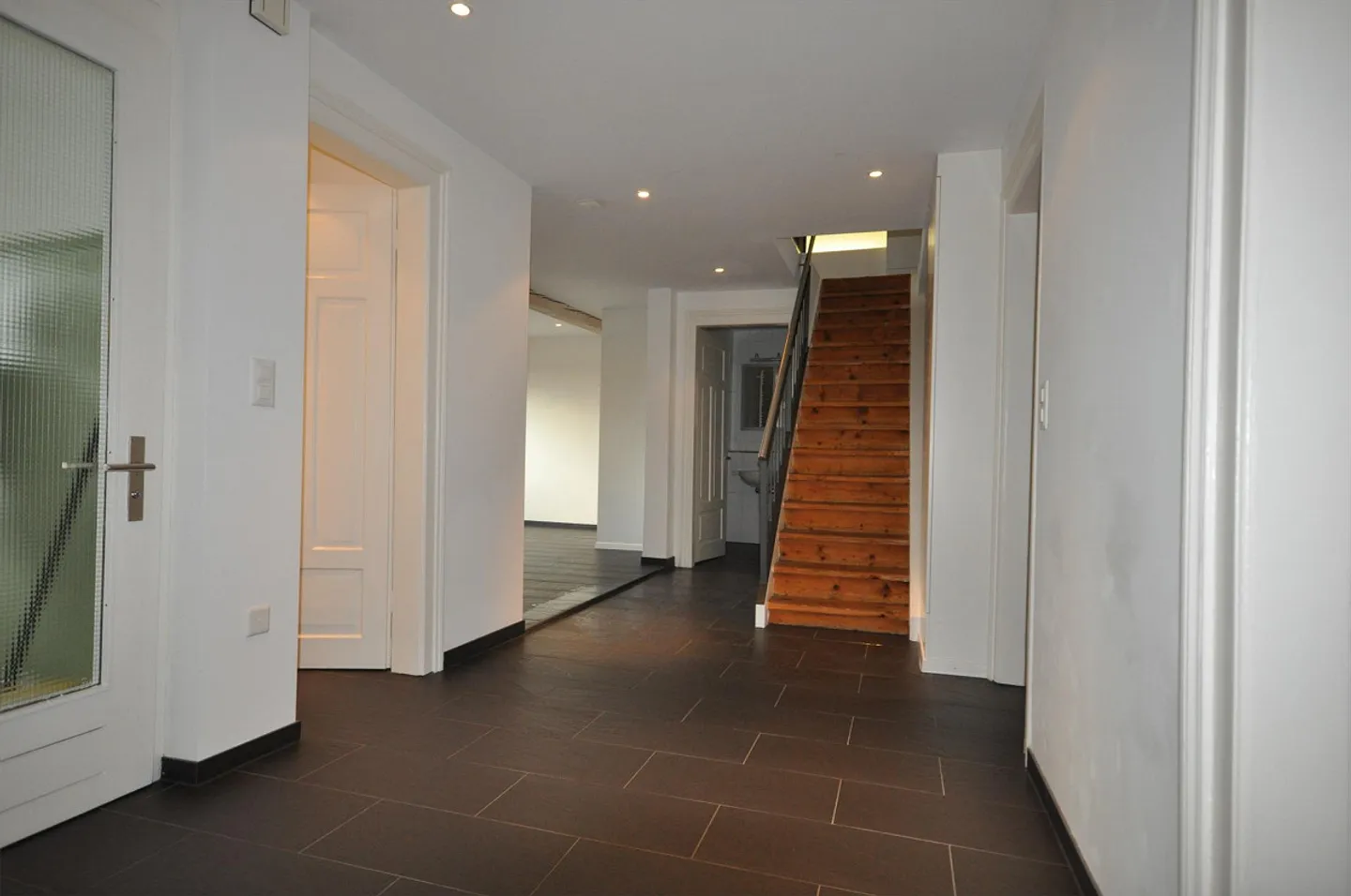 Art nouveau - Maisonette sensationnelle avec grande terrasse sur le toit - Photo 14 sur 19