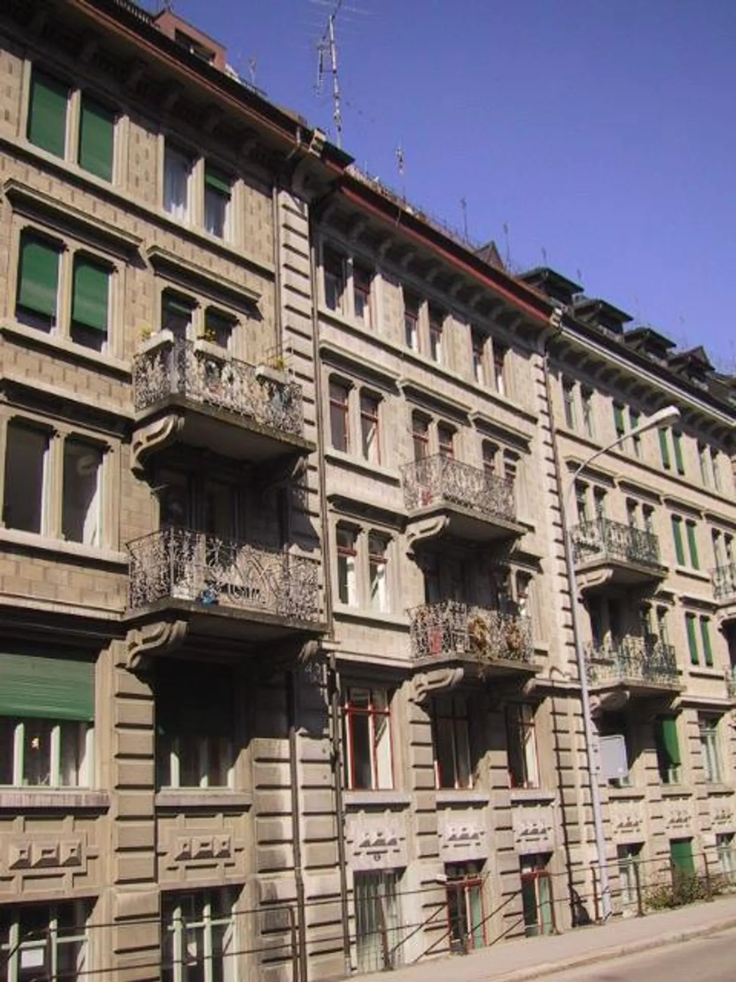 Art nouveau - Maisonette sensationnelle avec grande terrasse sur le toit - Photo 18 sur 19