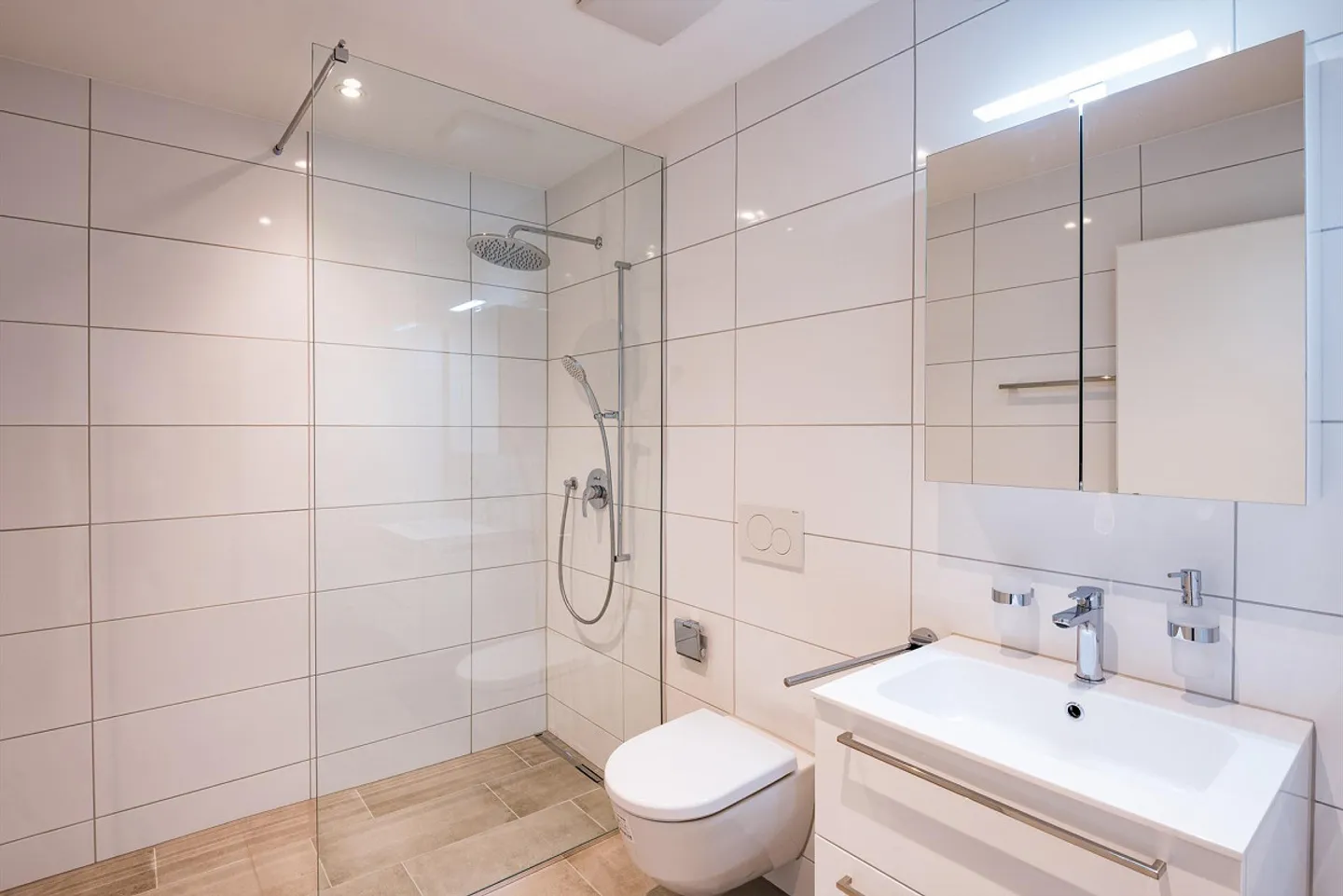 Appartement 1,5 pièces ultramoderne dans le beau Lüchingen ! - Photo 9 sur 10