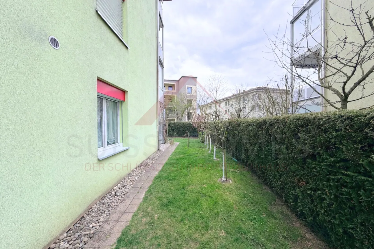 Appartamento con giardino di 4,5 locali per famiglie con giardino d'inverno e ampia quota di giardino - Foto 11 di 12