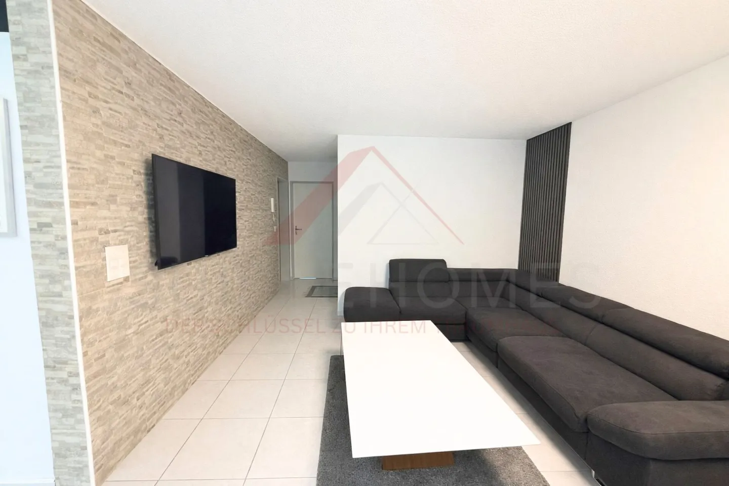 Appartamento con giardino di 4,5 locali per famiglie con giardino d'inverno e ampia quota di giardino - Foto 4 di 12