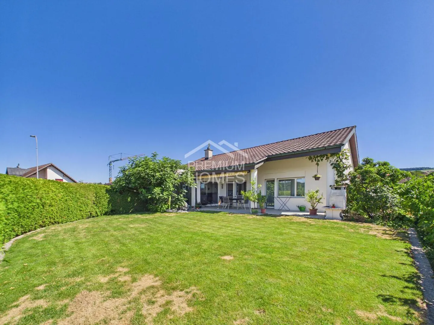 Dreamlike single-family house with unobstructed panoramic view - Photo 1 of 9