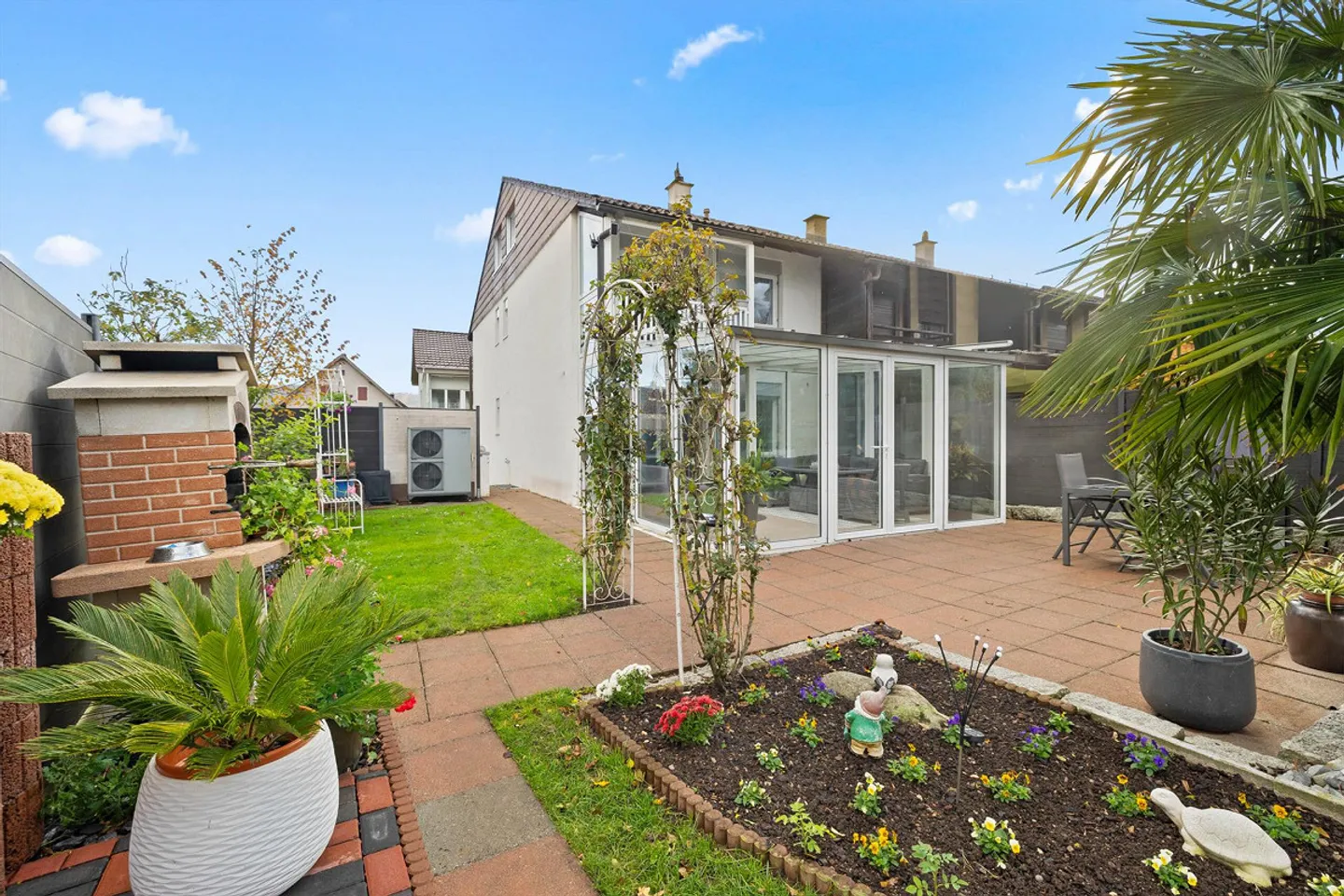 CASA ANGOLARE BEN CURATA CON MOLTO VERDE – IL TUO RITIRO NEL MIGLIORE ... - Foto 1 di 5