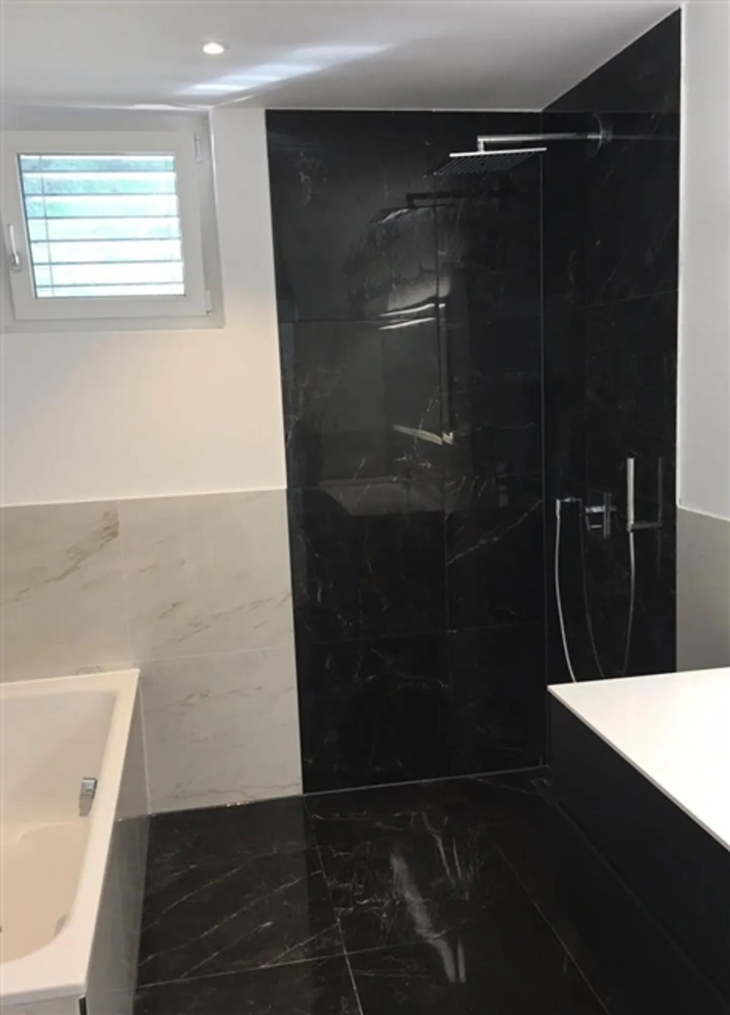 «6-Zimmer-Einfamilienhaus mit Seesicht in Boniswil kaufen» - Photo 6 of 8