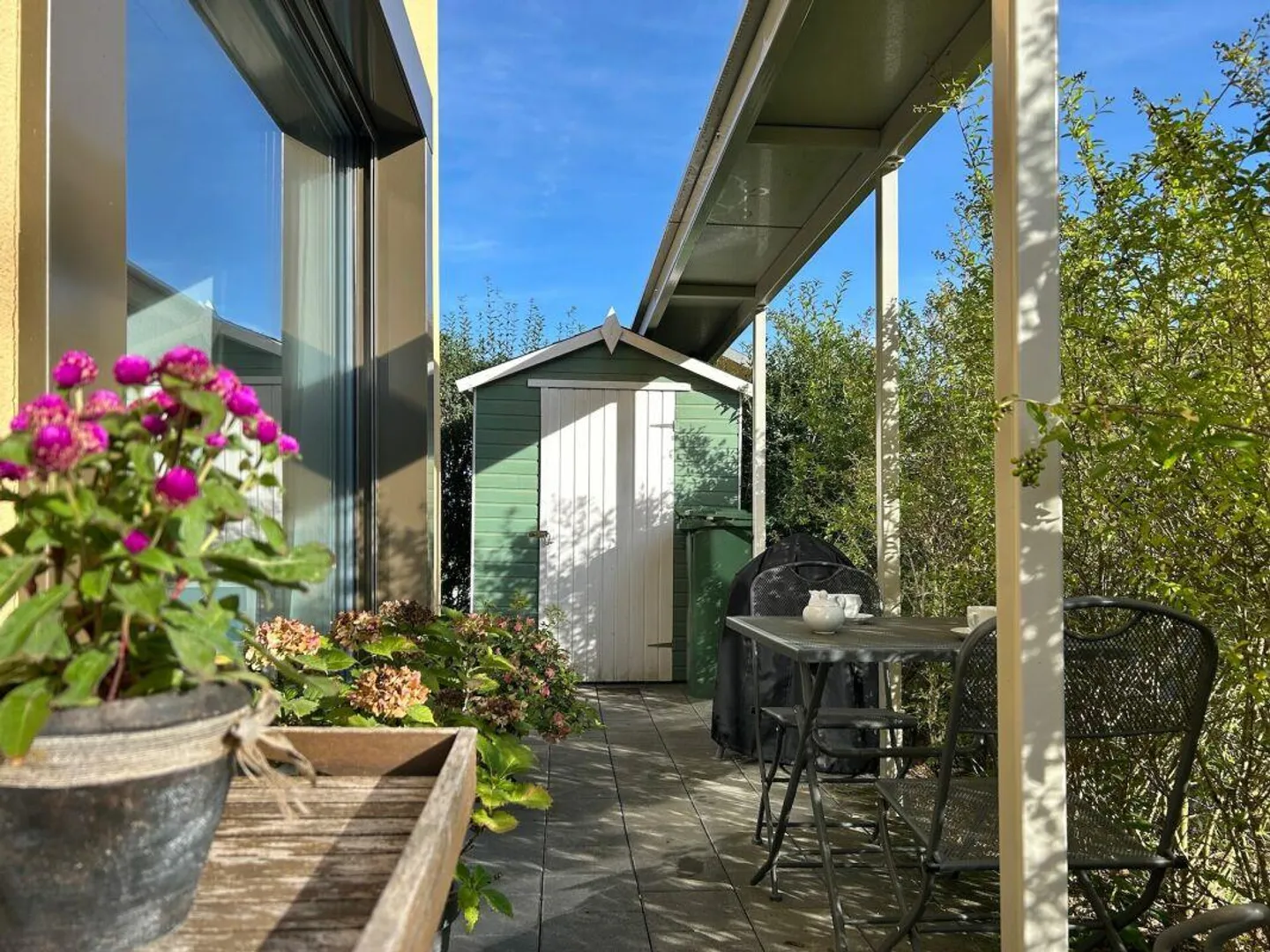Casa unifamiliare a schiera di 6,5 stanze con manutenzione facile... - Foto 3 di 30