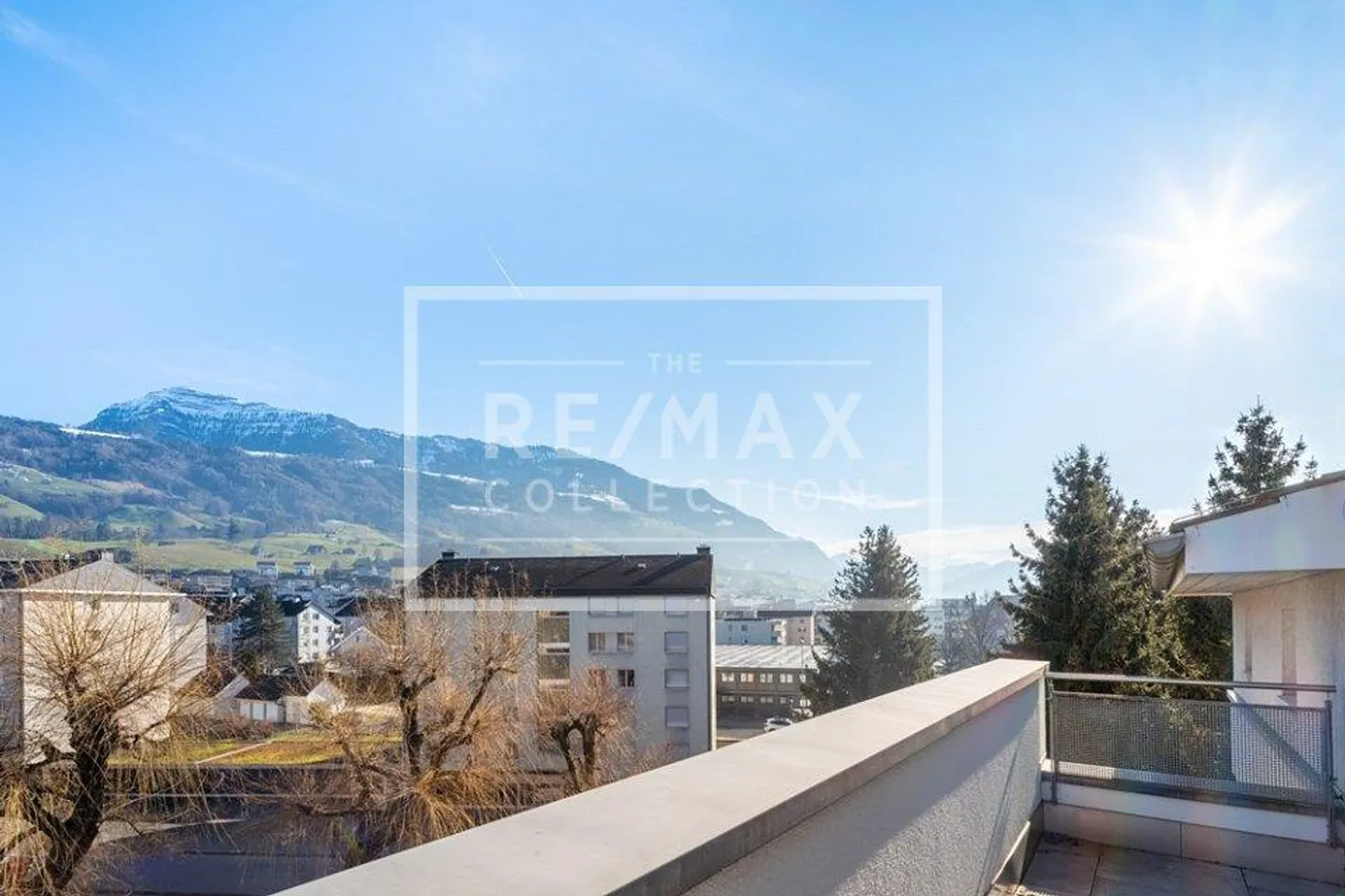 Una casa sopra i tetti di Küssnacht – Vivere come in una casa unifamiliare - Foto 7 di 13