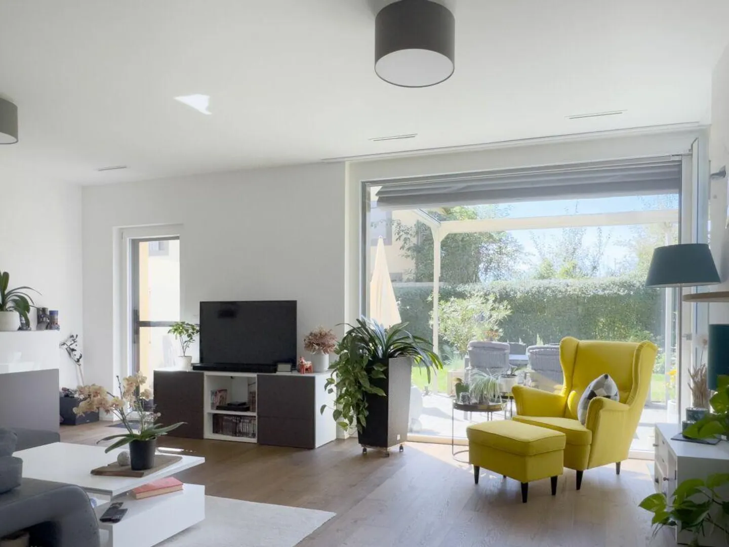 Casa unifamiliare a schiera di 6,5 stanze con manutenzione facile... - Foto 11 di 30