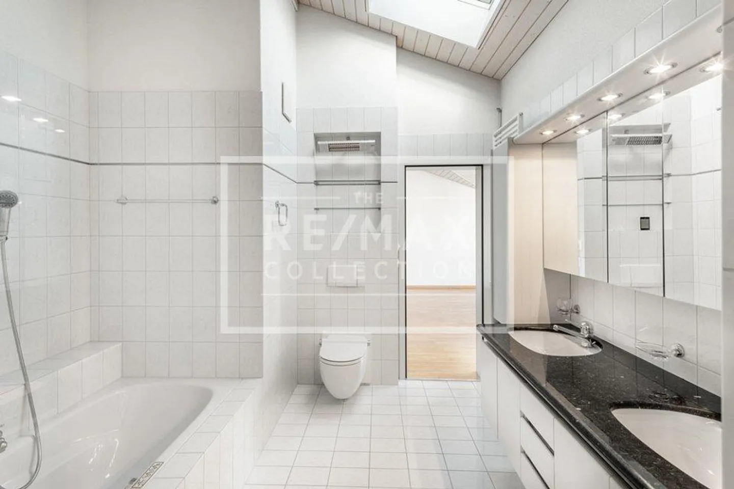 Una casa sopra i tetti di Küssnacht – Vivere come in una casa unifamiliare - Foto 13 di 13