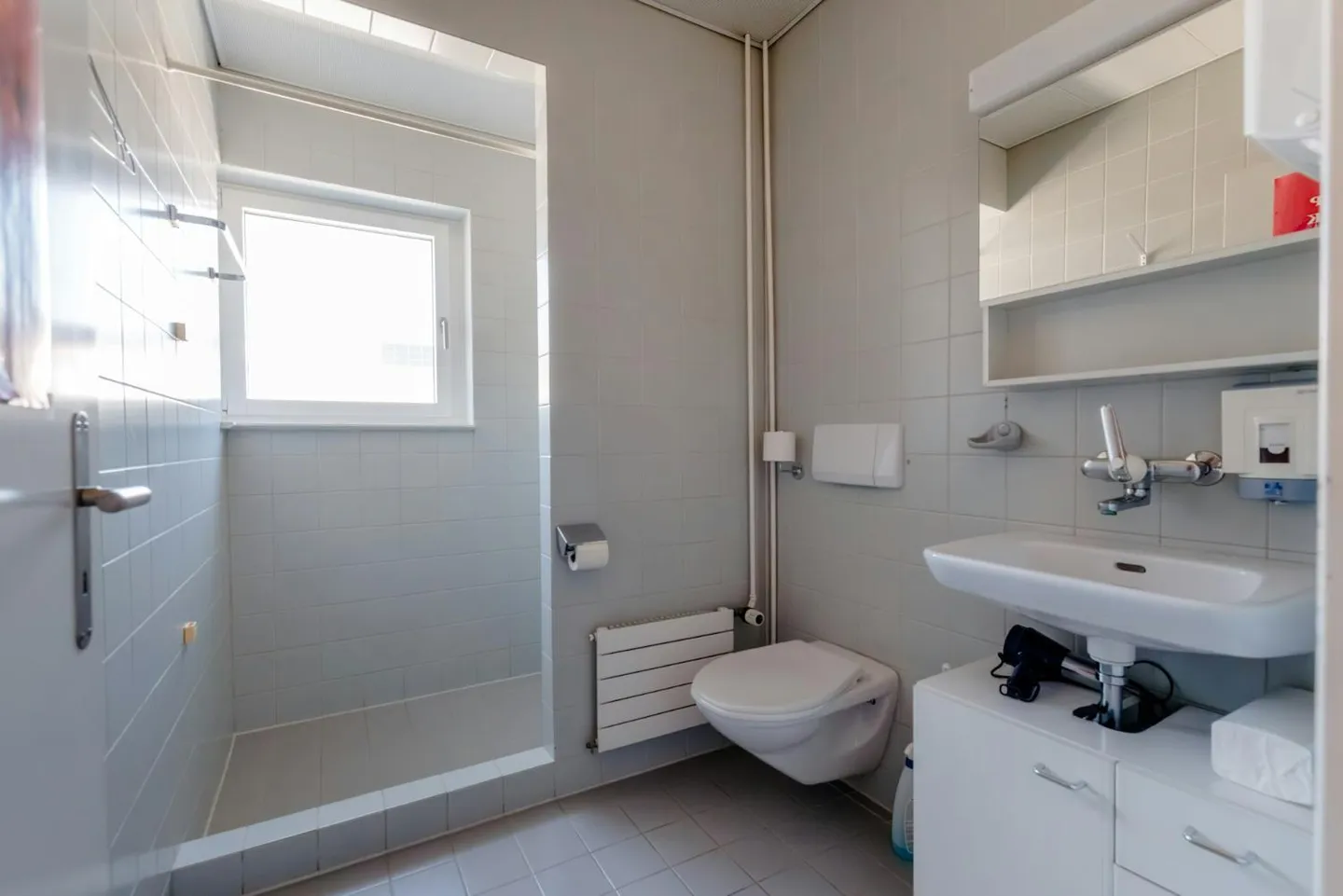 Area gastro completamente attrezzata nel campus Horgen Labs 156m² - Foto 11 di 13