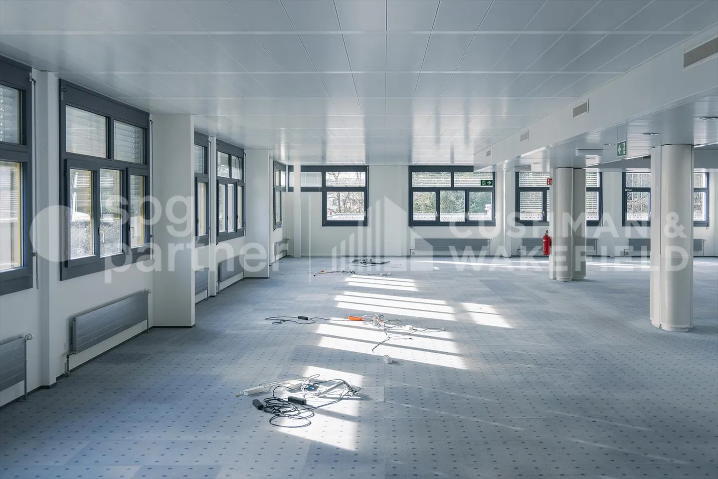 Veyrot 11 - Uffici e spazi industriali di 2.842 m², divisibili da 300 m² - Foto 5 di 6