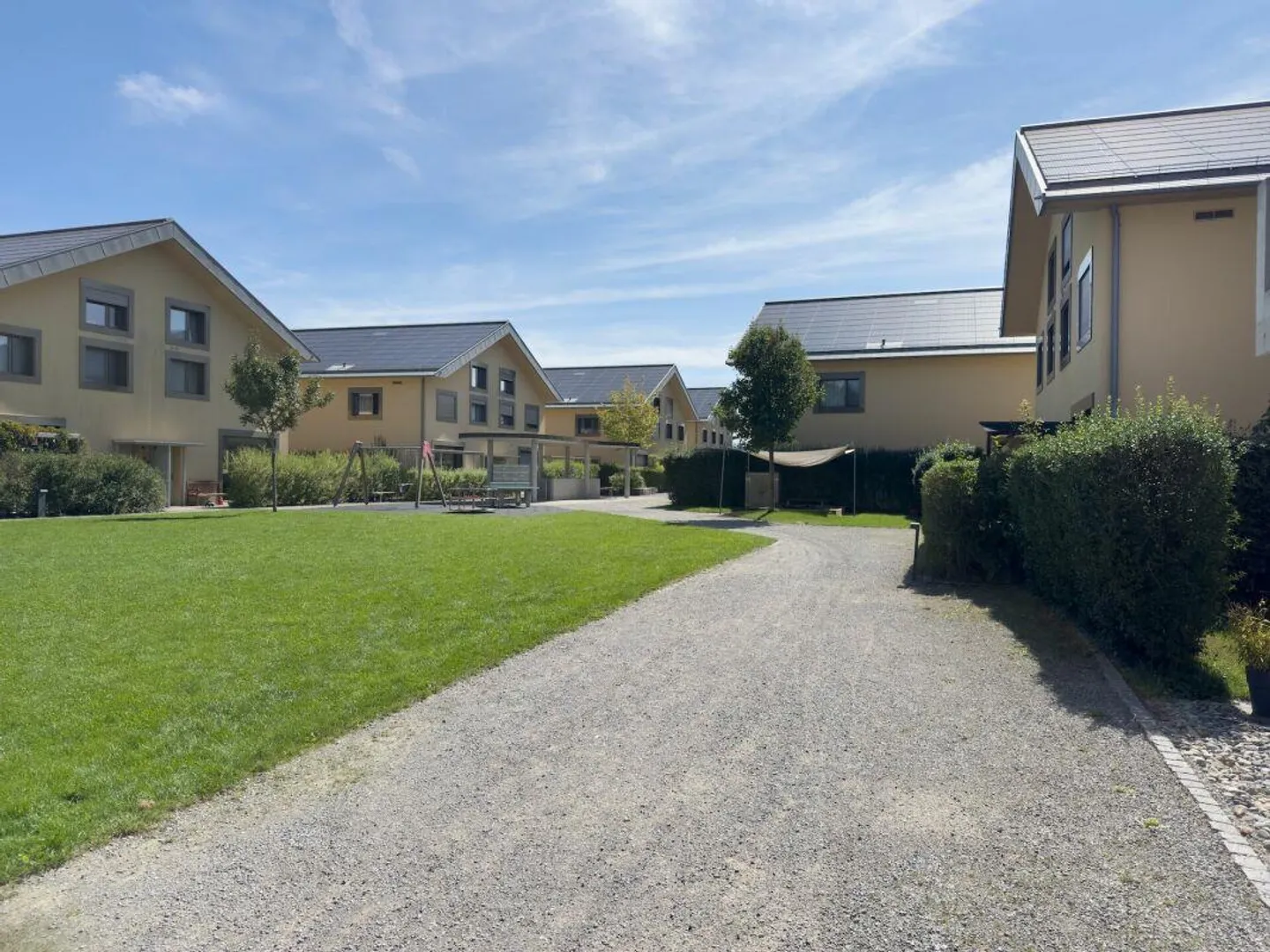 Casa unifamiliare a schiera di 6,5 stanze con manutenzione facile... - Foto 30 di 30