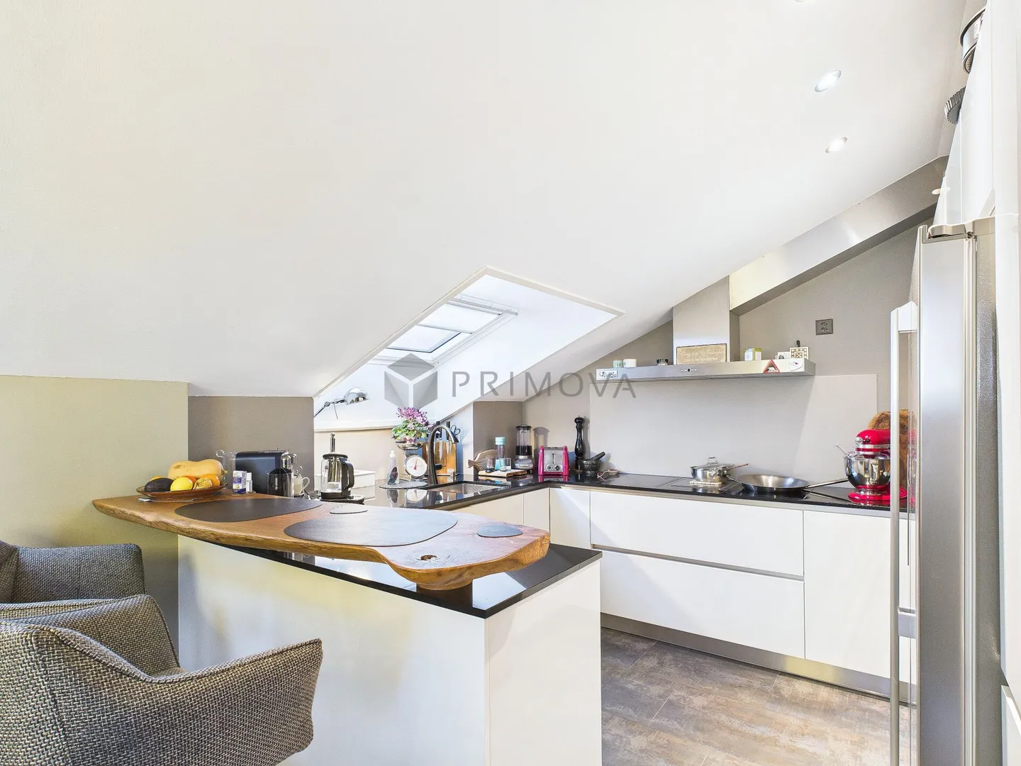 Vie moderne en maisonette : 3,5 pièces | 15 min. jusqu'à Bâle - Photo 3 sur 13