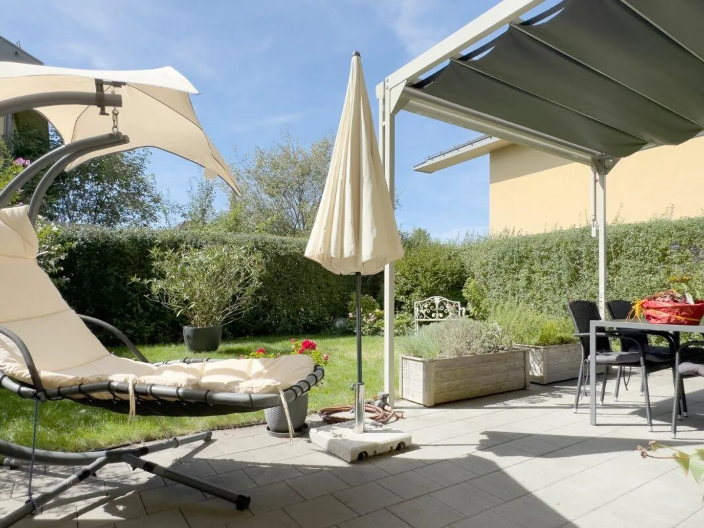 Casa unifamiliare a schiera di 6,5 stanze con manutenzione facile... - Foto 24 di 30