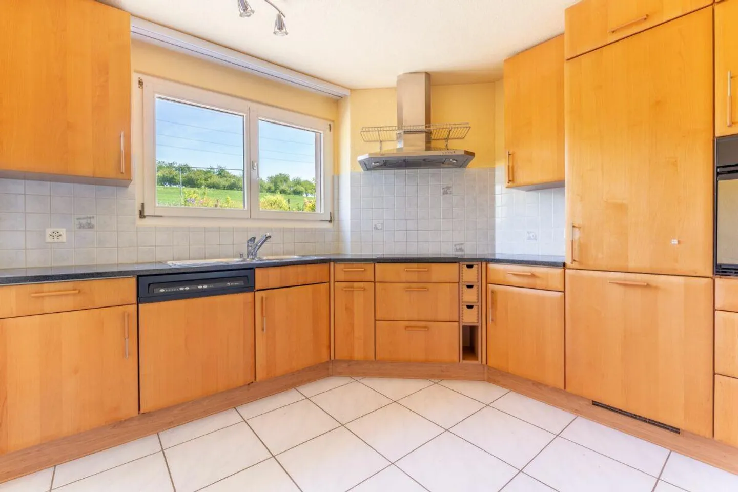 The Ruumwonder on the Edge of Agriculture: 5 ½-Room Double Family Home... - Photo 8 of 12
