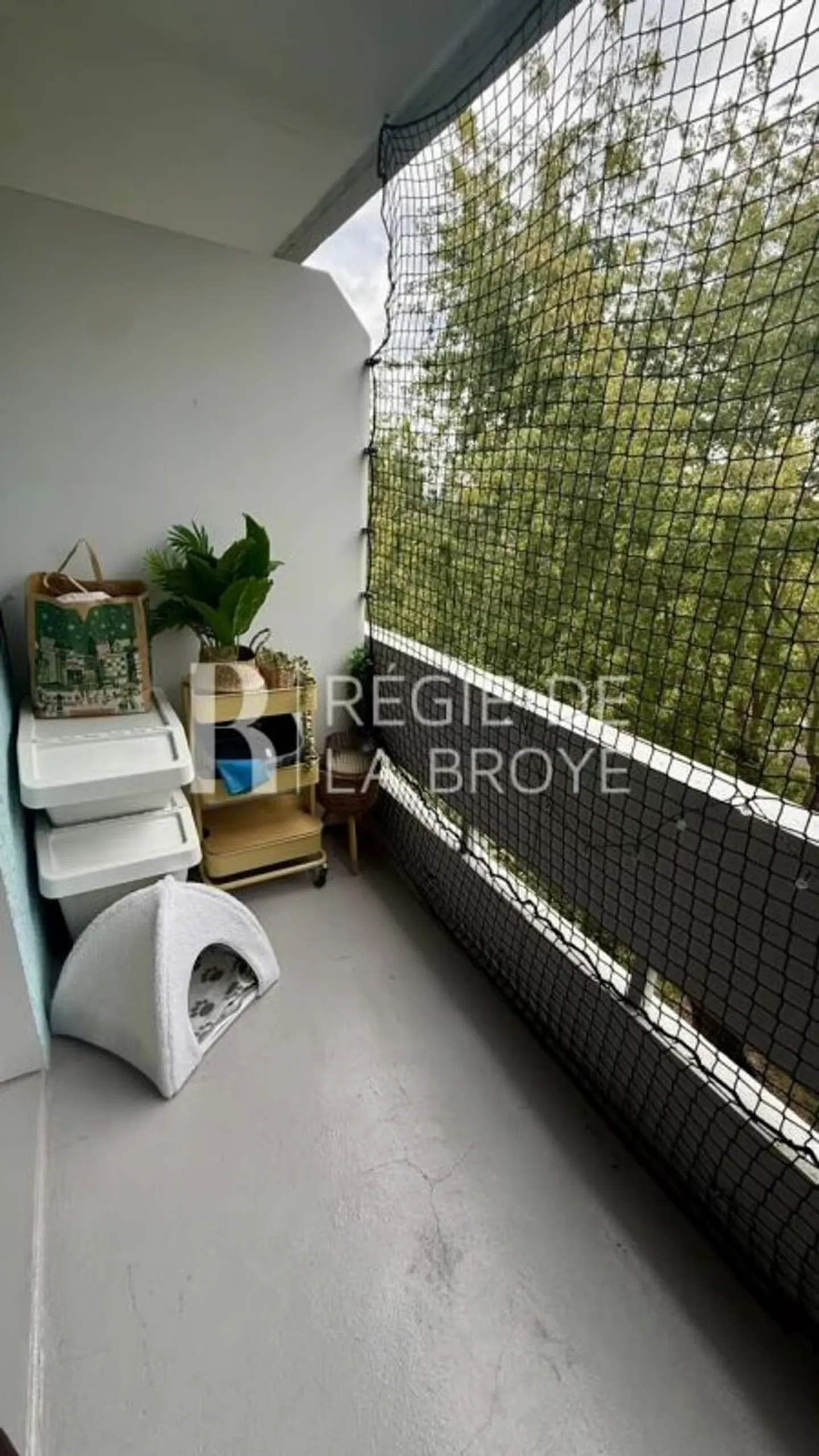 Studio with balcony in Yverdon-les-Bains - Photo 3 of 13