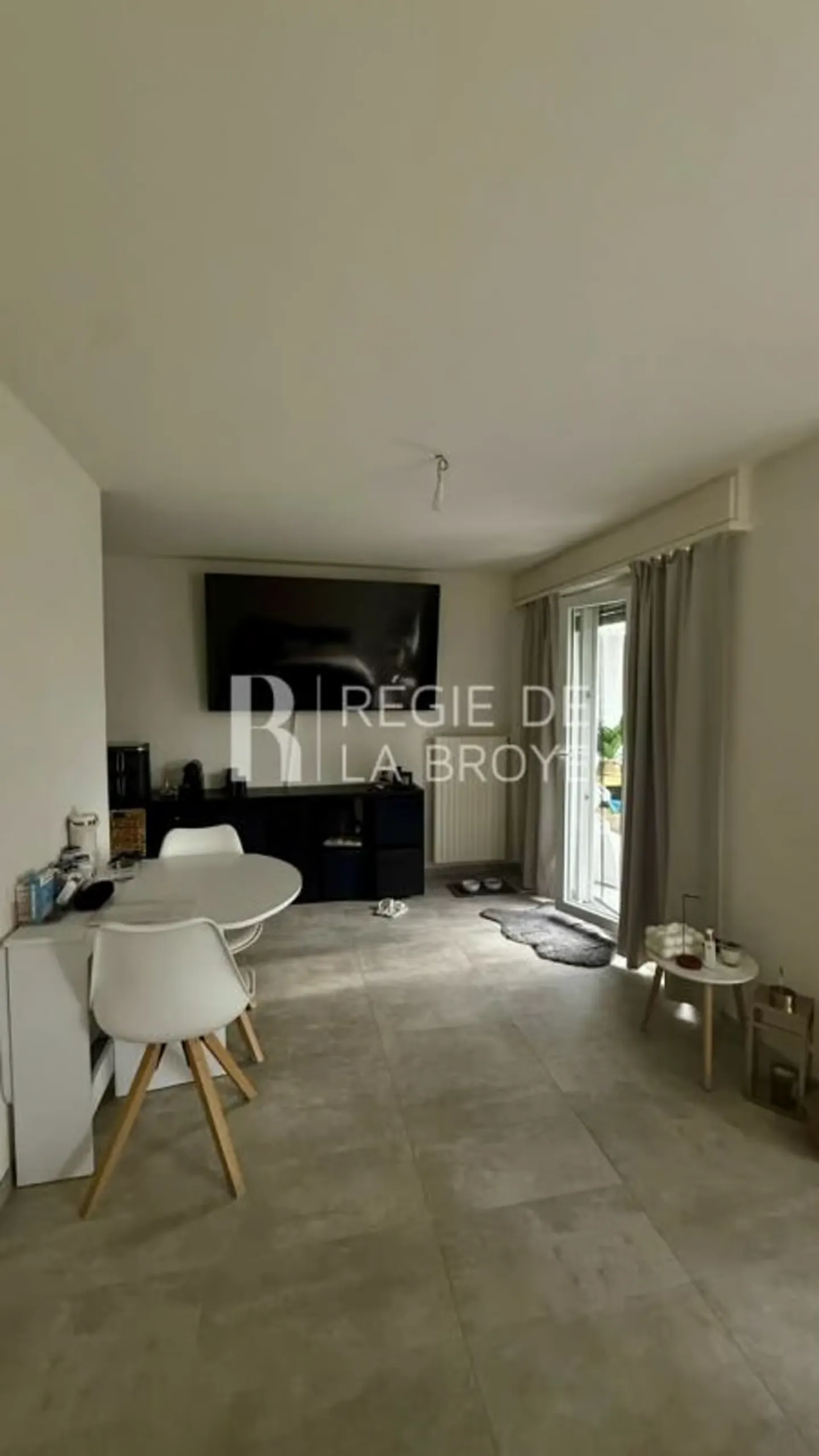 Studio with balcony in Yverdon-les-Bains - Photo 11 of 13