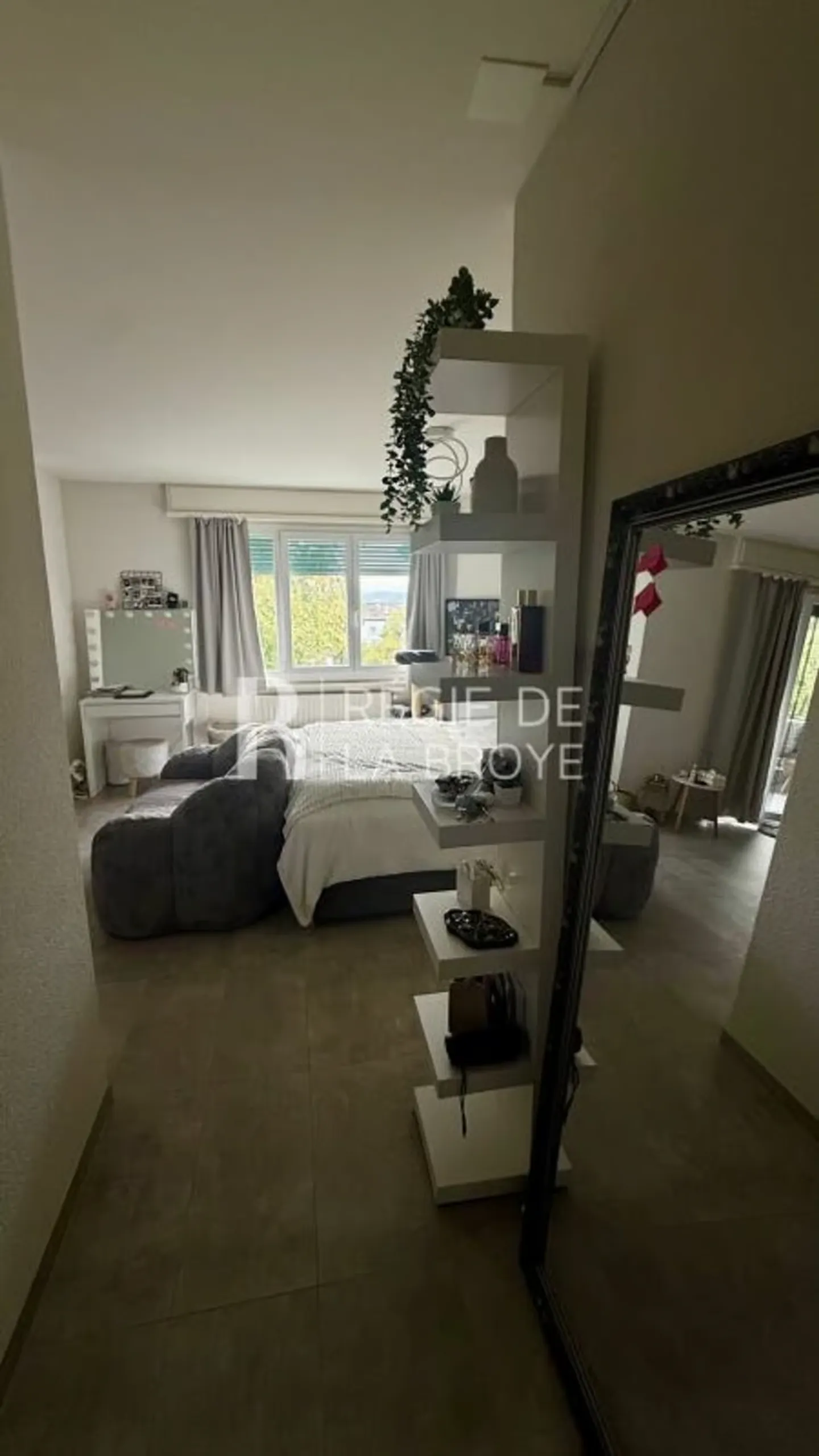 Studio with balcony in Yverdon-les-Bains - Photo 7 of 13