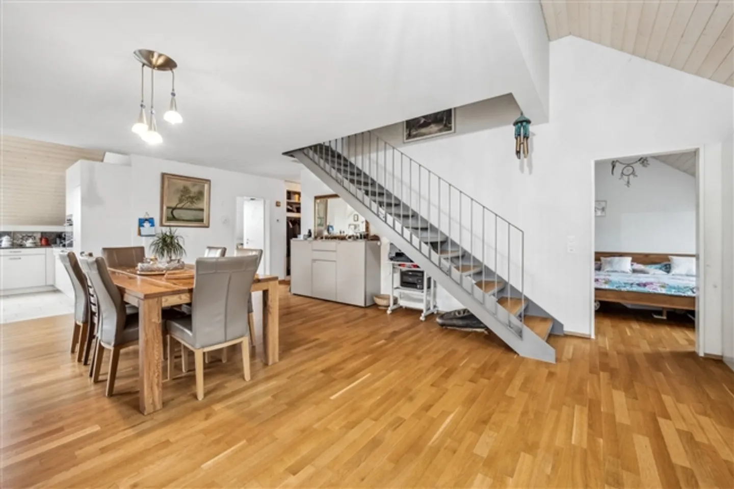 Maisonette elegante di 4,5 stanze a Rümlang - Foto 3 di 13