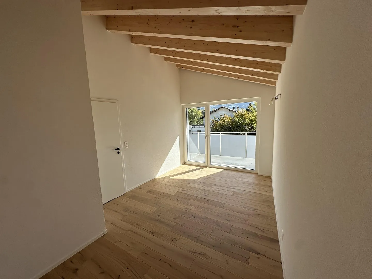 Charmant Attique avec Bureau - Photo 4 sur 11