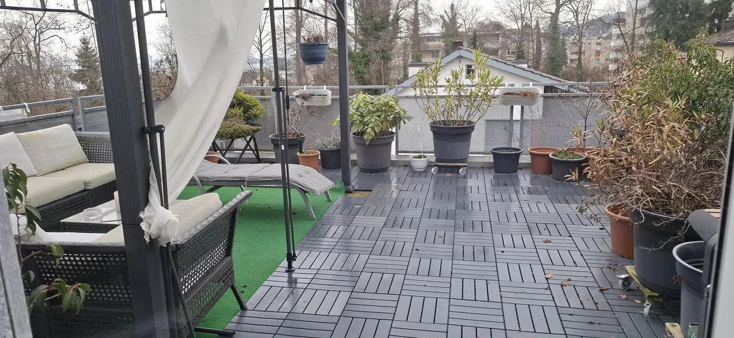 Petite appartement 2 pièces avec balcon et grande terrasse dans la verdure - Photo 13 sur 13