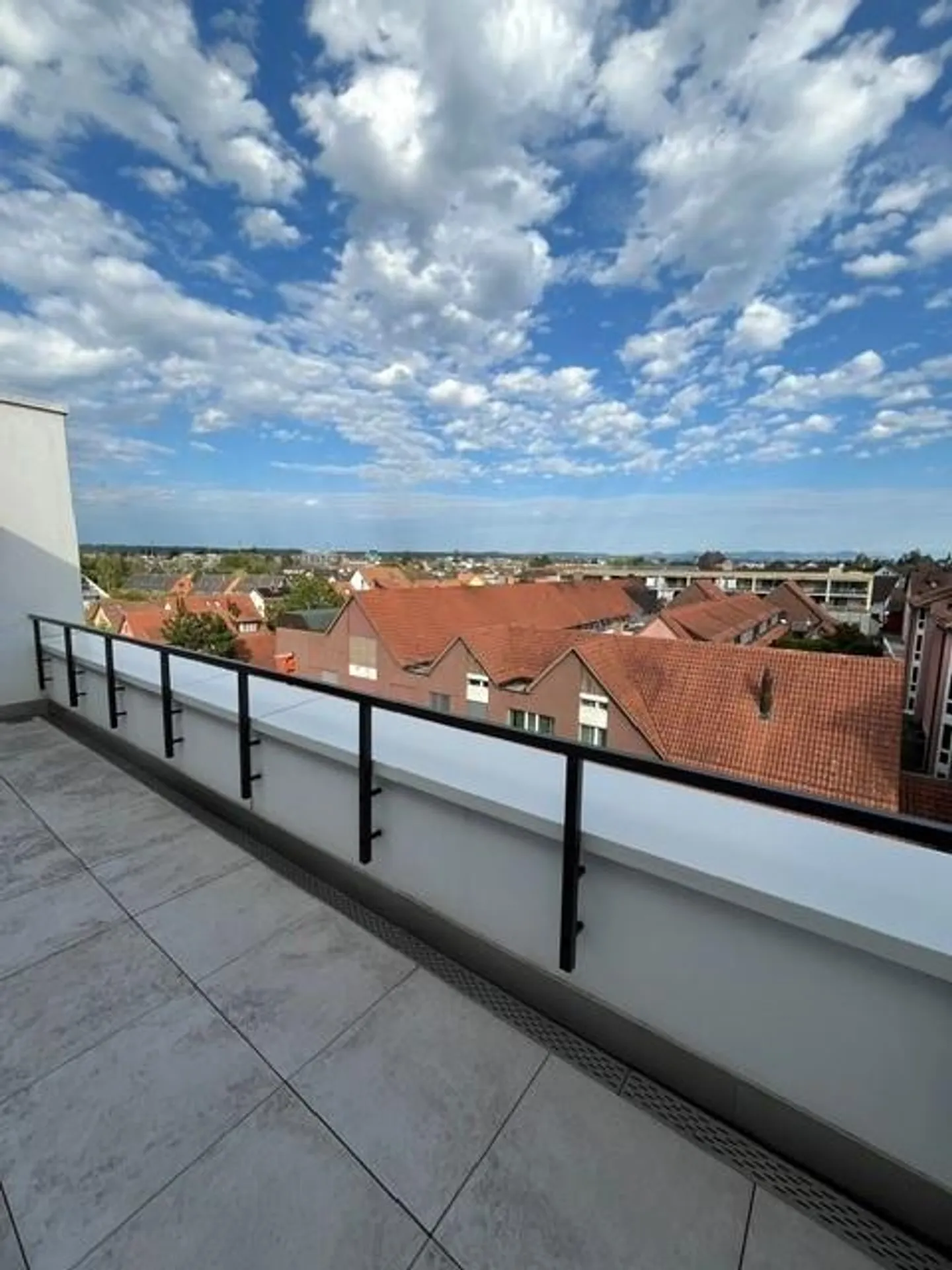Appartement moderne et spacieux à louer au centre de Dübendorf. - Photo 6 sur 7
