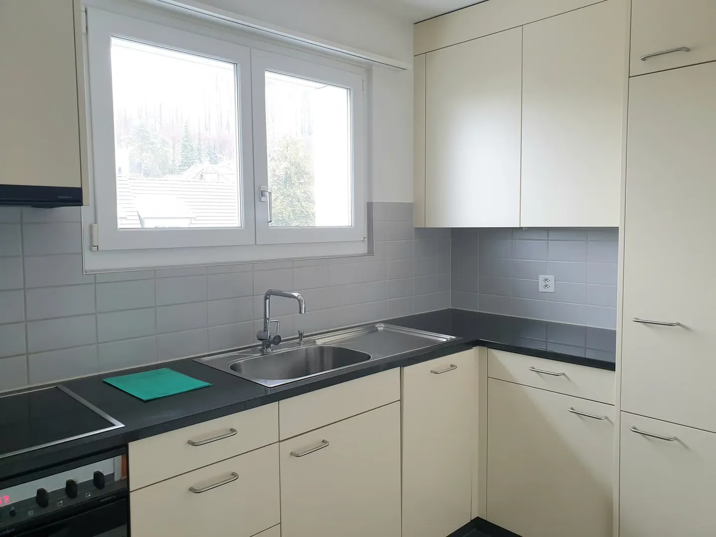 3.5-room apartment for rent on the 2nd floor. - Photo 4 of 10