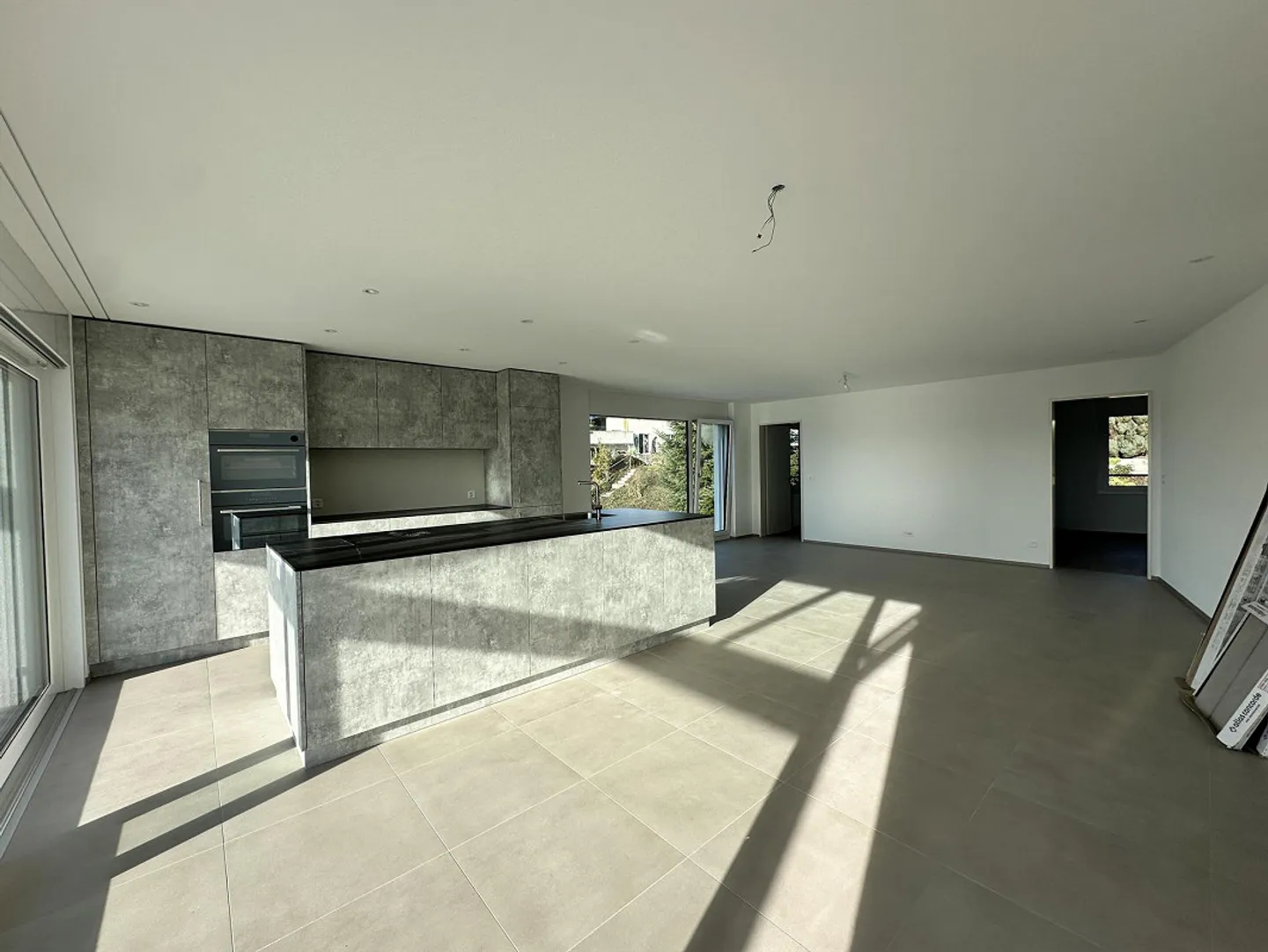 Exclusive penthouse apartment with spacious terrace - Photo 3 of 13