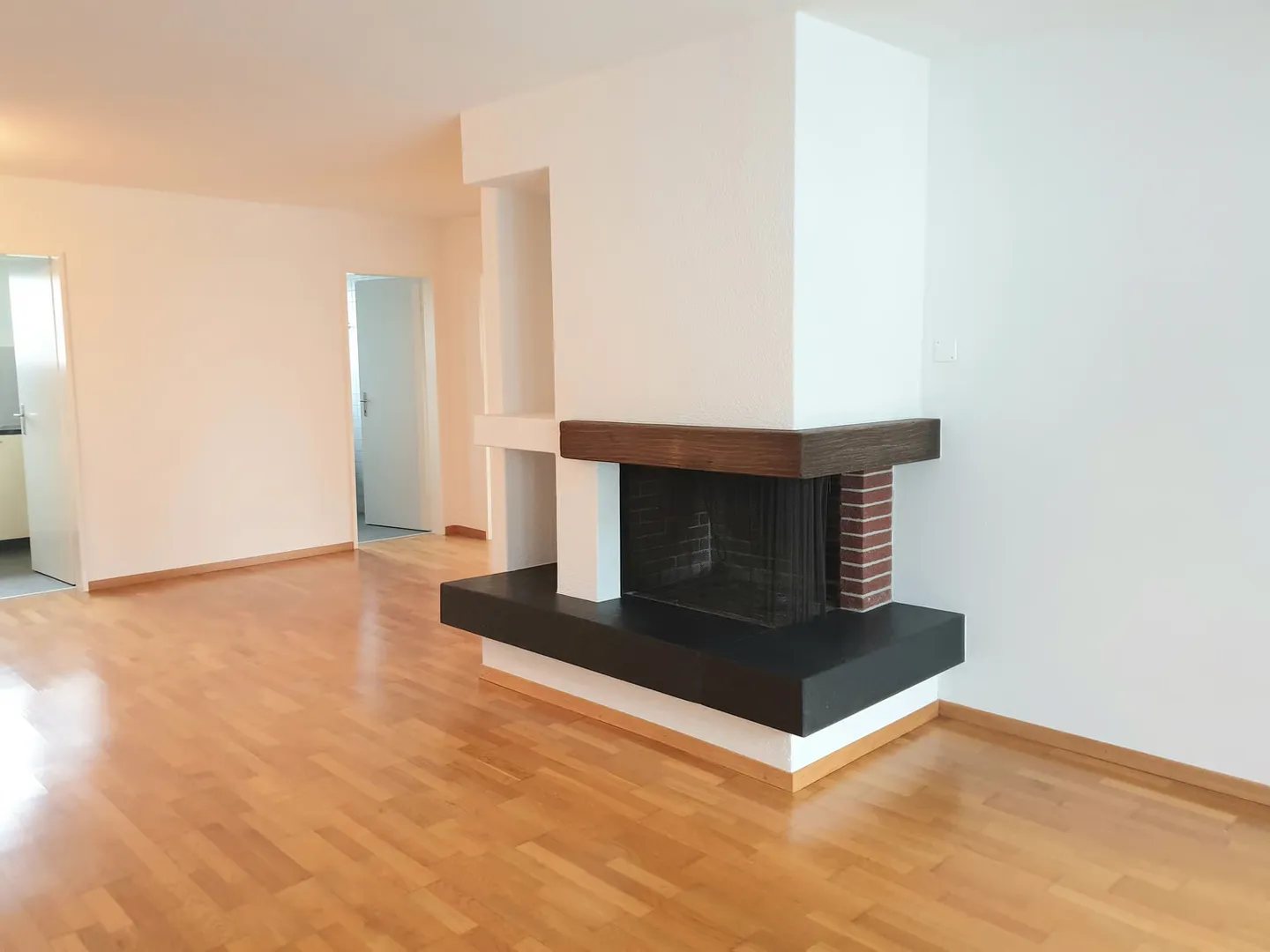 3.5-room apartment for rent on the 2nd floor. - Photo 1 of 10