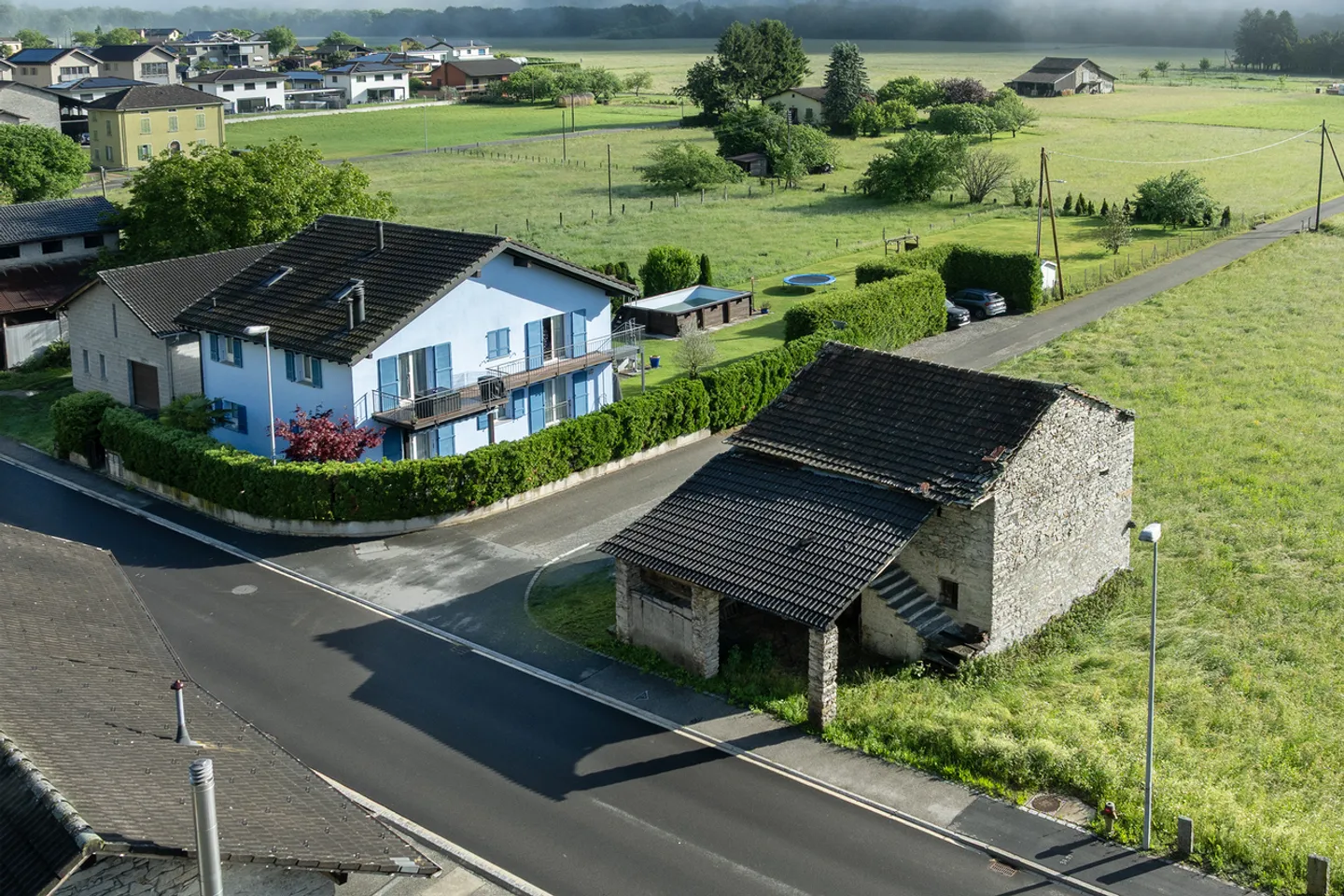 Stall zur Renovierung mit Möglichkeit zum Kauf eines großen Landwirtschaftlichen Grundstücks - Foto 4 von 6