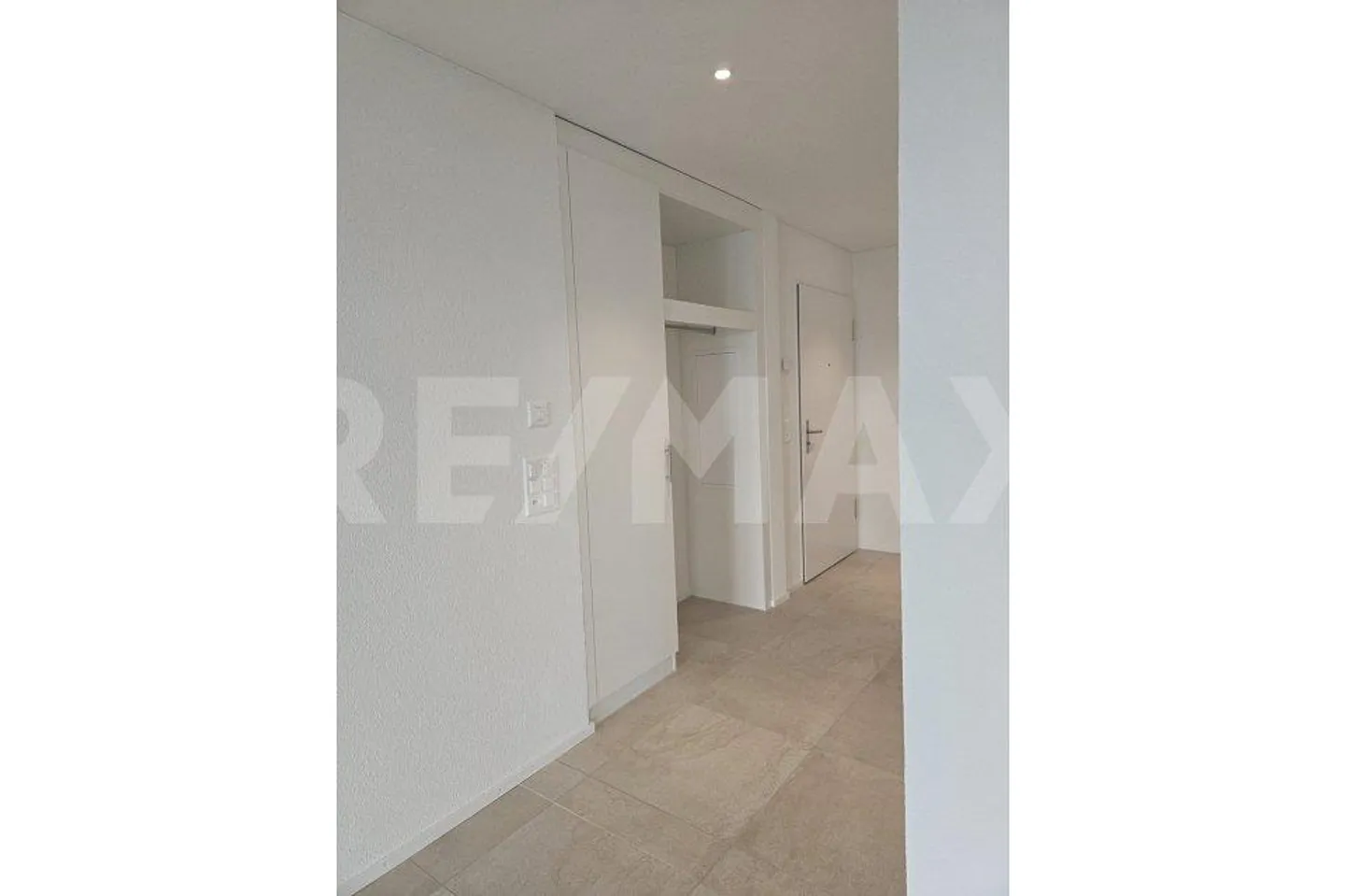 First rental: Magnificent new 4.5-room apartment with private garden! - Photo 8 of 12