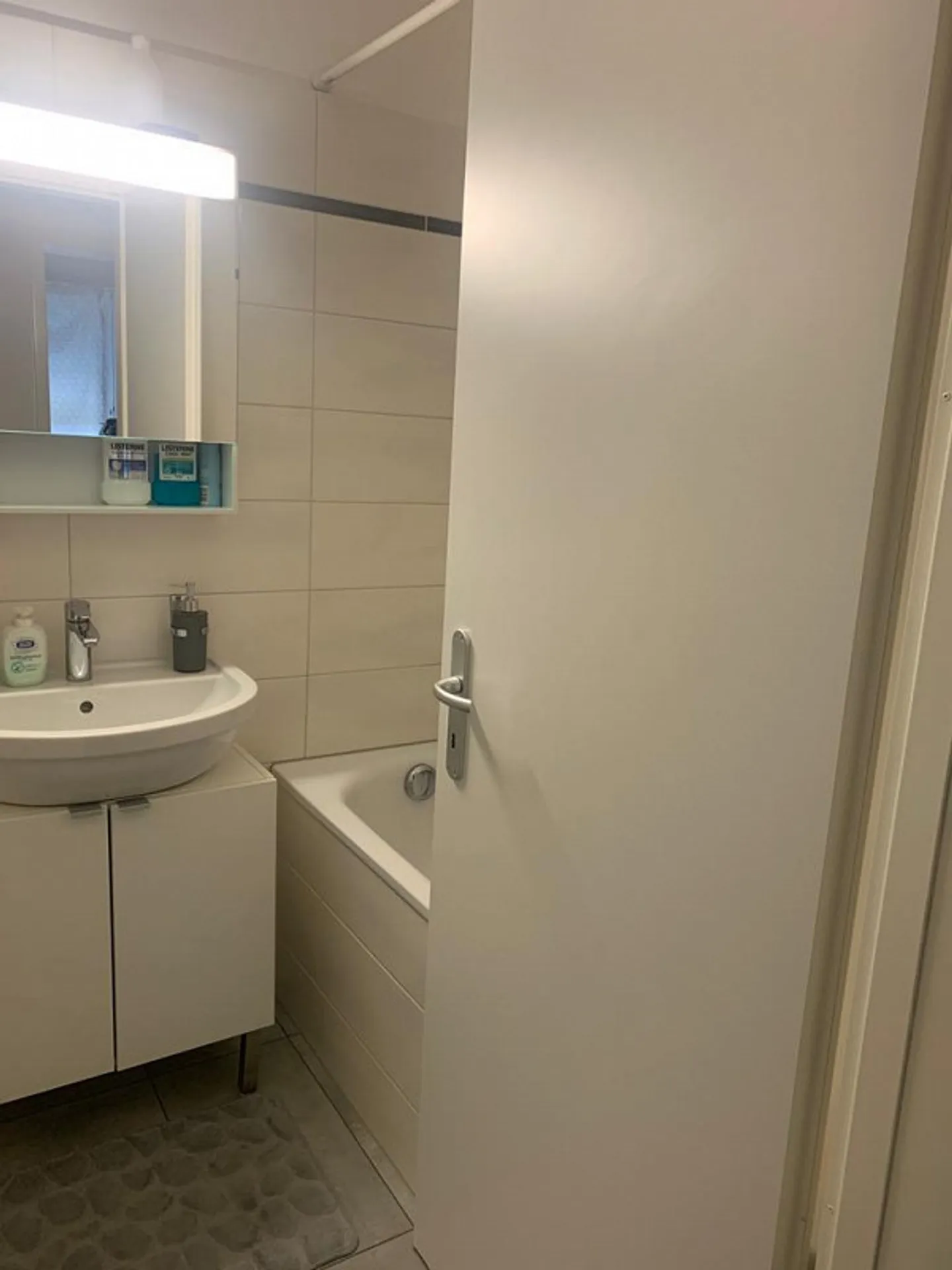 COPIE - APPARTEMENT 3.5 PIÈCES - ZONE SERVIE ET TRANQUILLE - Photo 8 sur 10