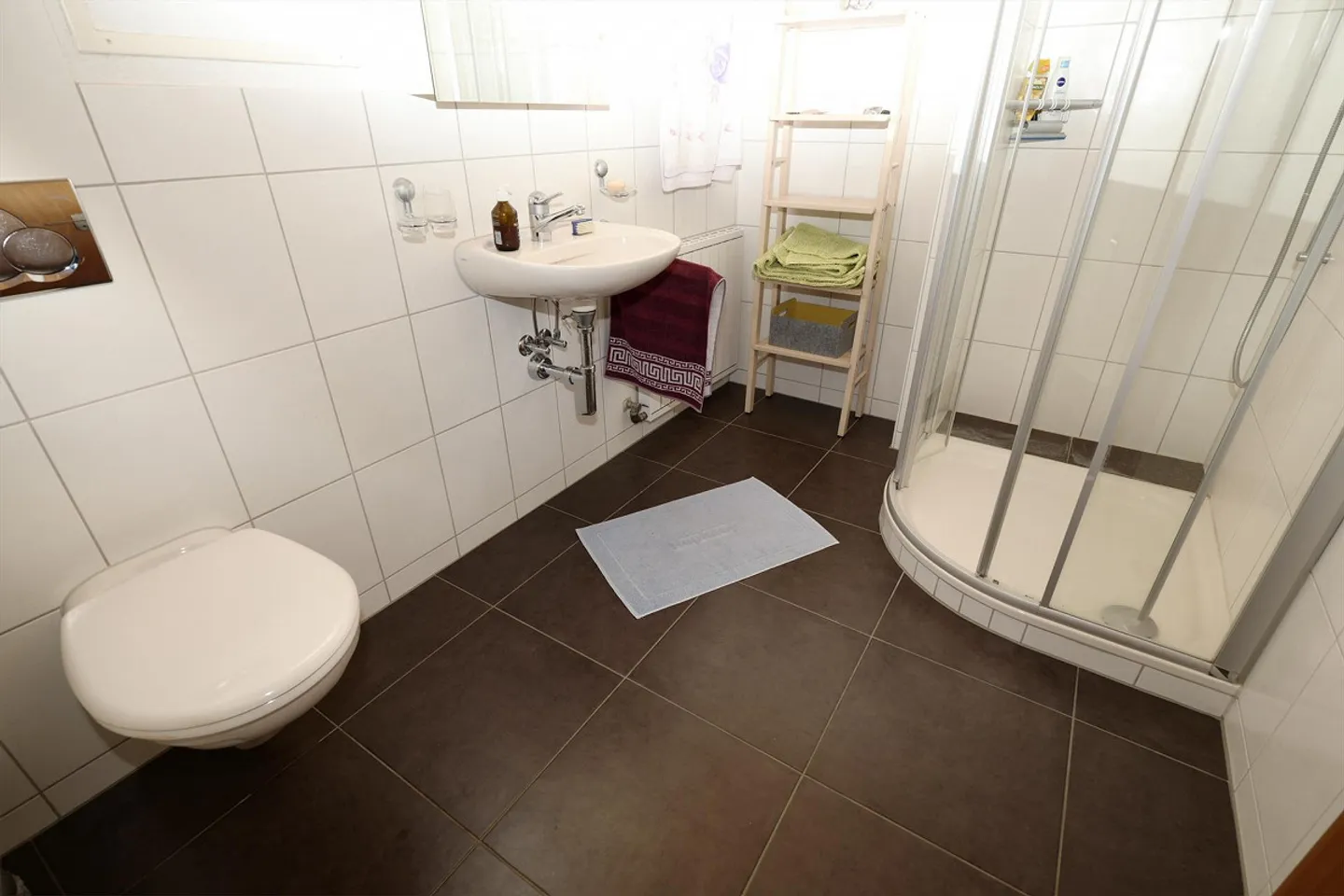 Ferme rénovée de premier plan avec appartement et dépendances - Photo 11 sur 30