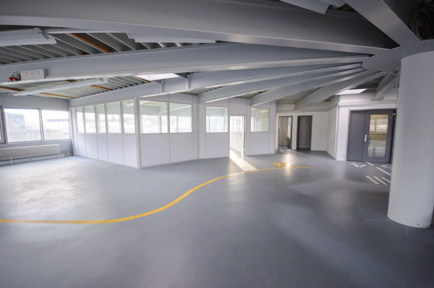 Commercial space at the northeastern gate of Biel - Photo 7 of 9
