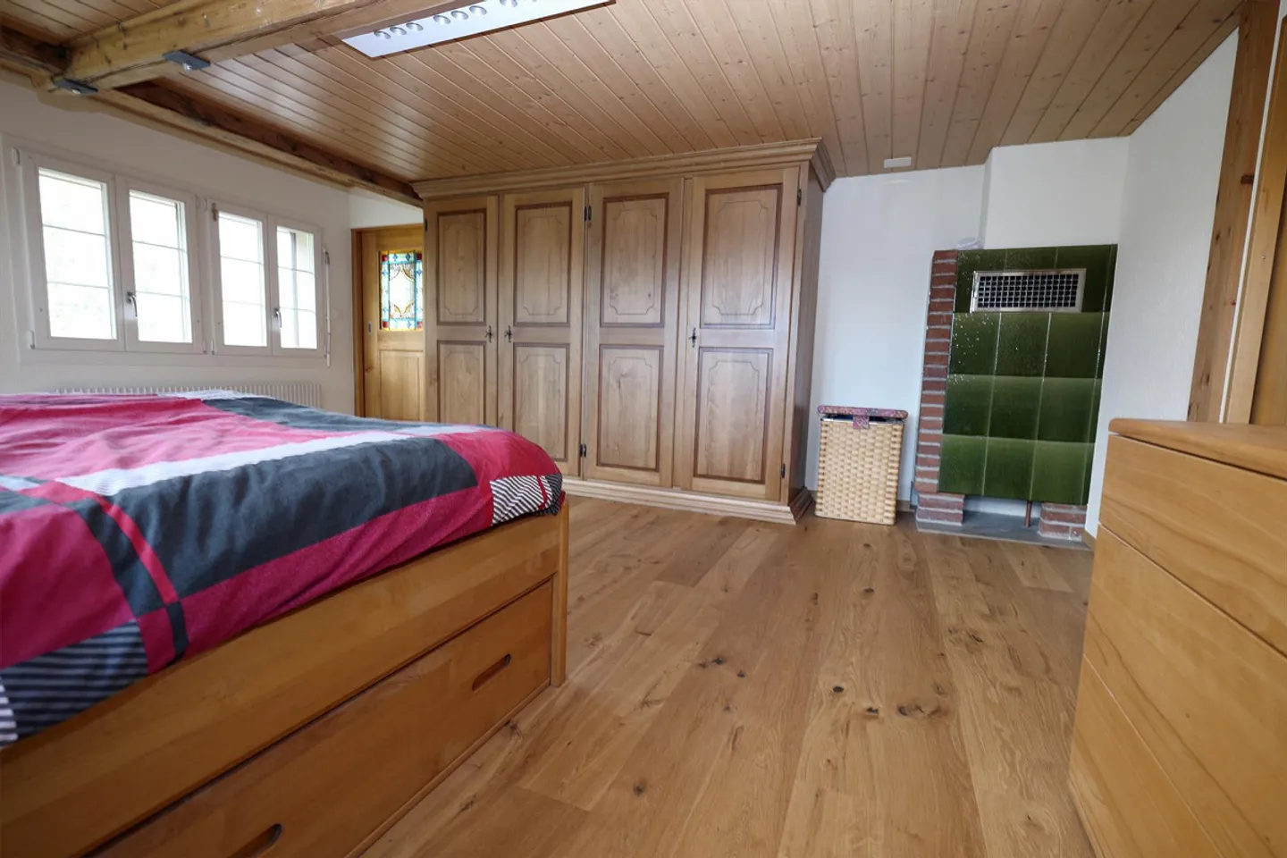 Ferme rénovée de premier plan avec appartement et dépendances - Photo 19 sur 30