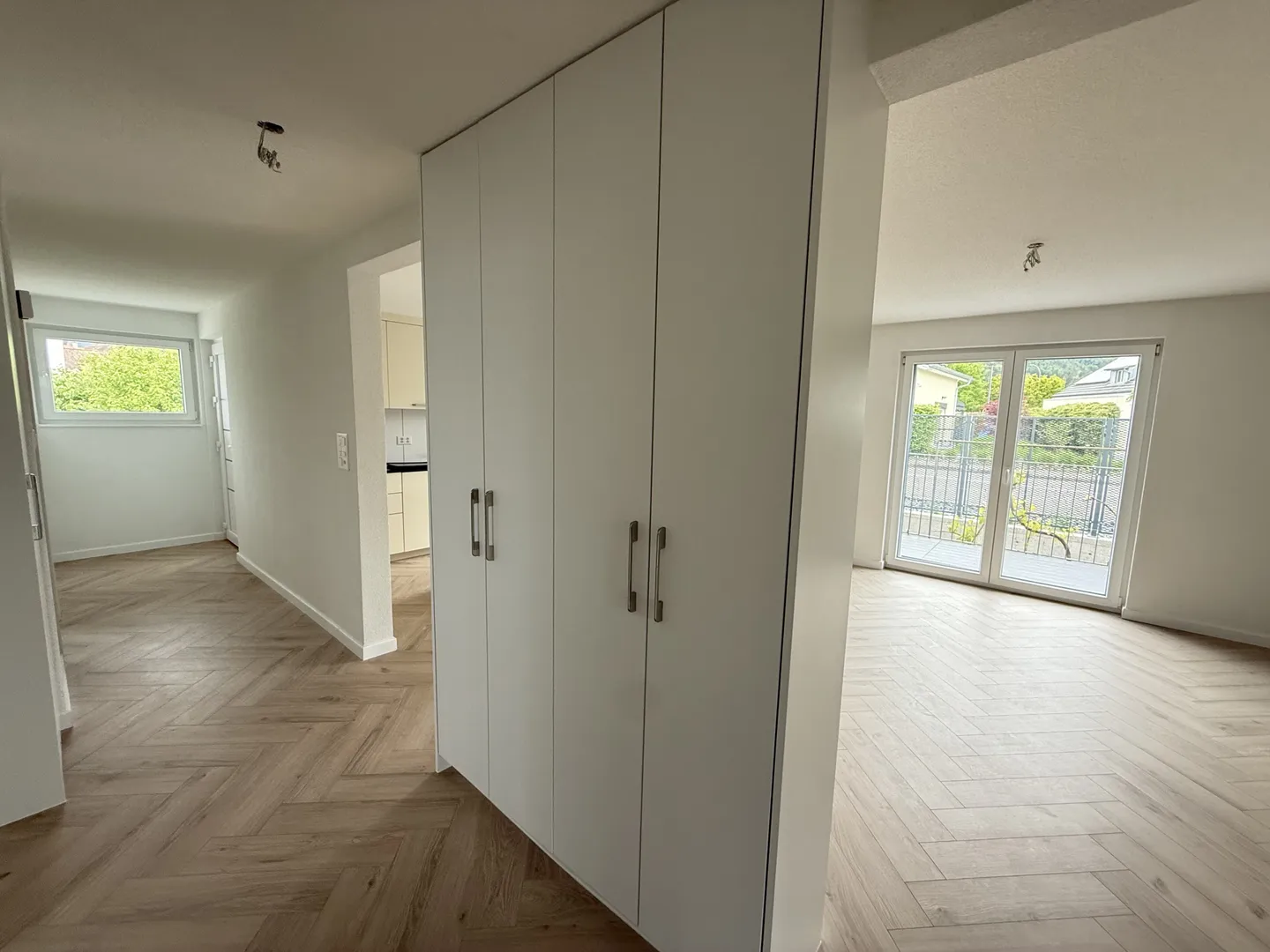 Spacious Family Home with Workshop - Photo 25 of 39