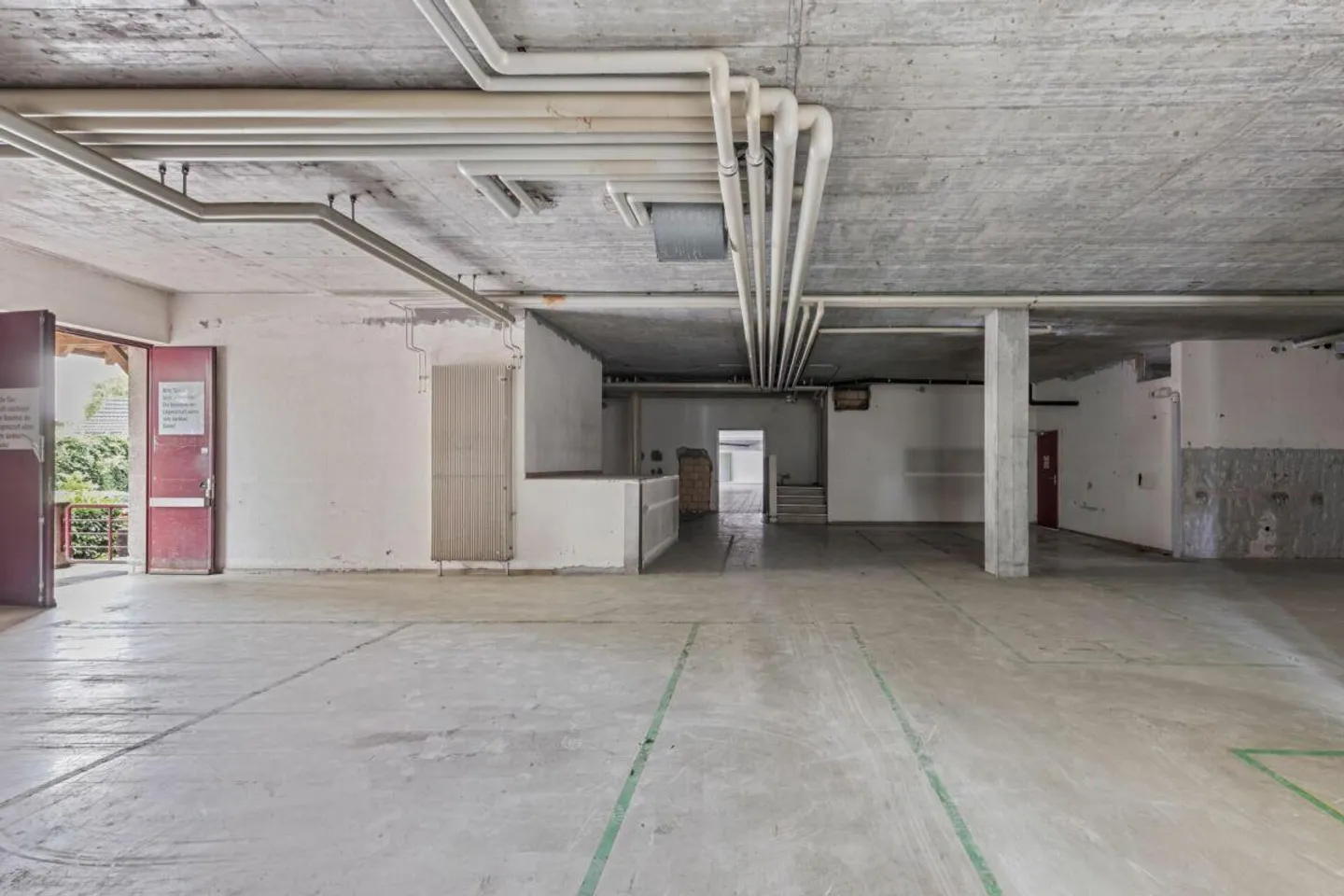 Ampio spazio commerciale o di stoccaggio nel centro di Sirnach - Foto 7 di 7