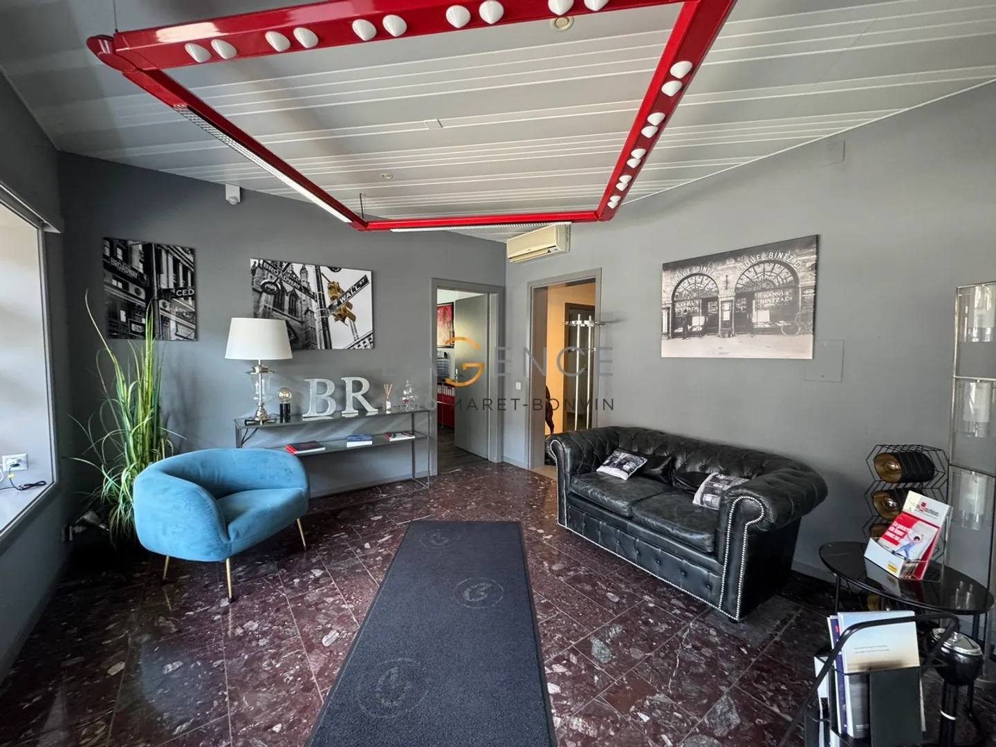 Industry 6 pieces - Photo 1 of 12