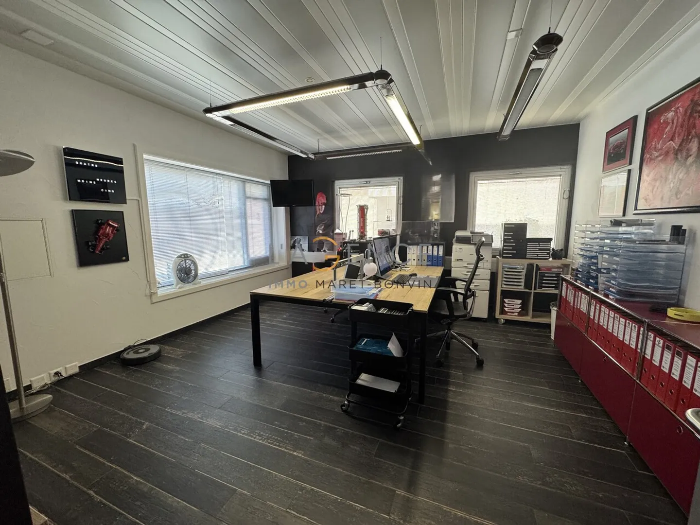 Industry 6 pieces - Photo 2 of 12