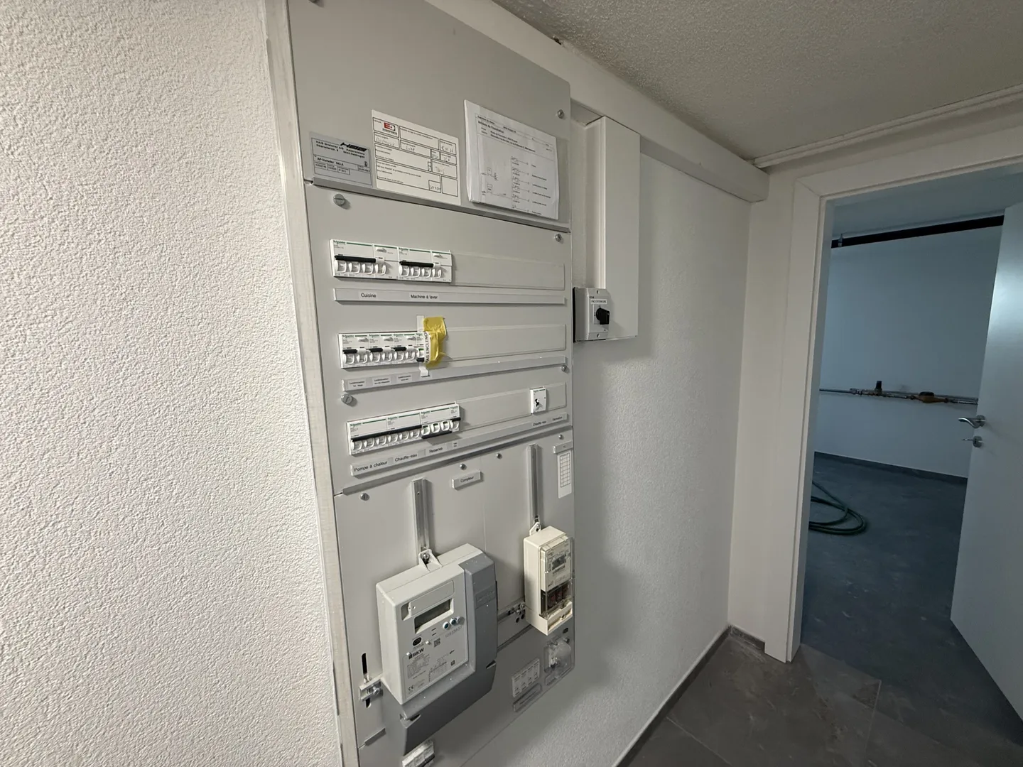 Spacious Family Home with Workshop - Photo 31 of 39
