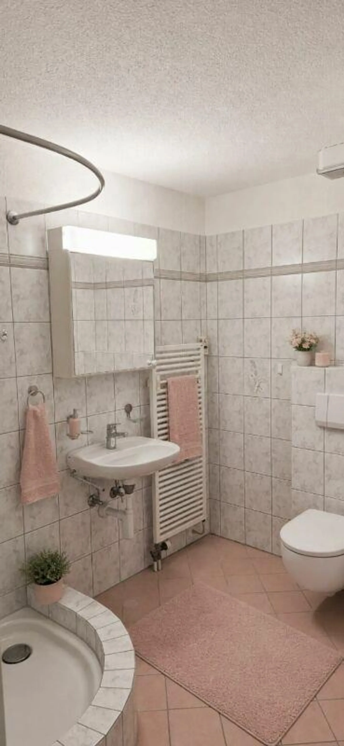 Appartamento Attico da Sogno (Maisonette) con Grande Terrazza + Balcone e Sole del Pomeriggio - Foto 6 di 10