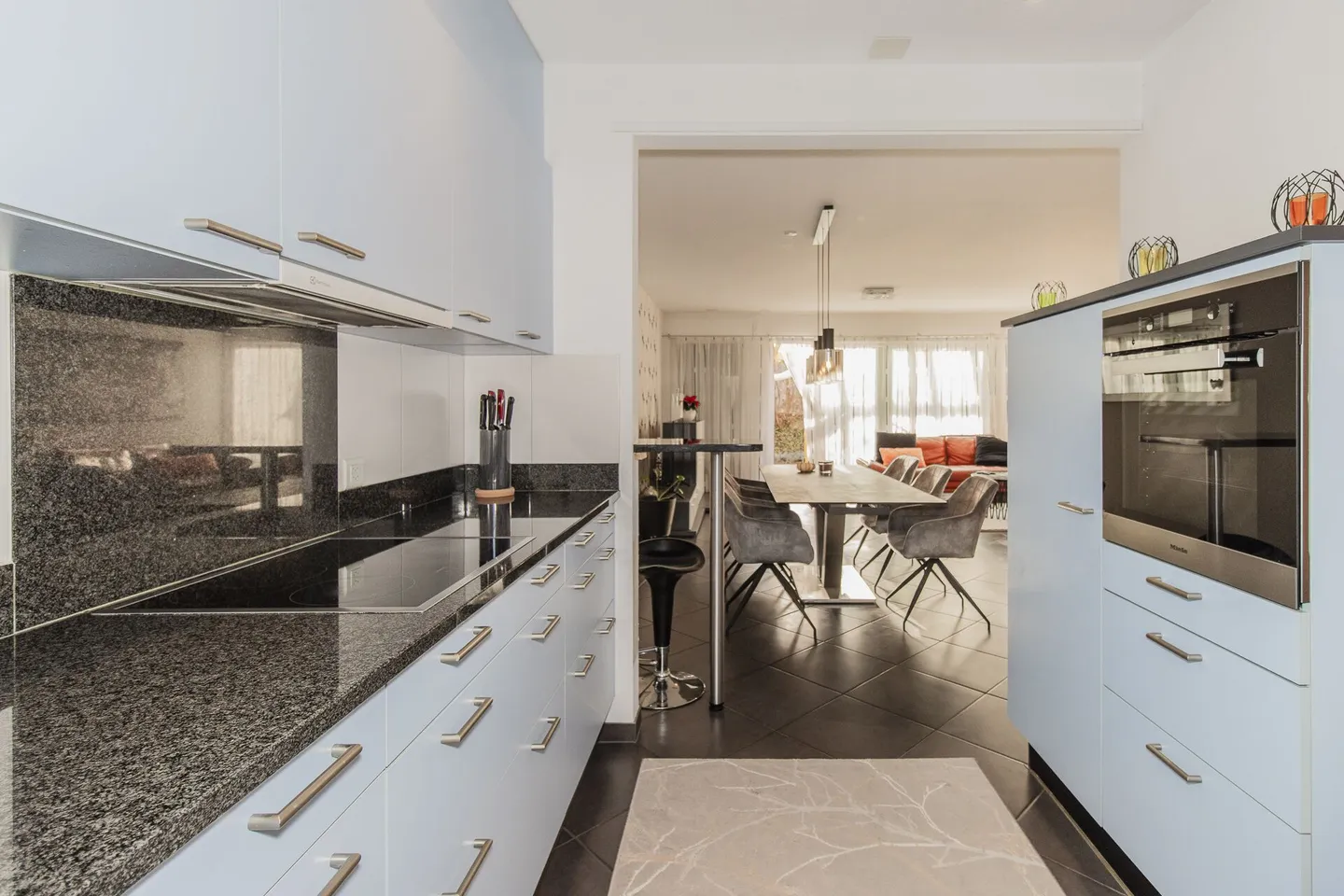 Modernes Reihenhaus in Seenähe - Foto 6 von 15