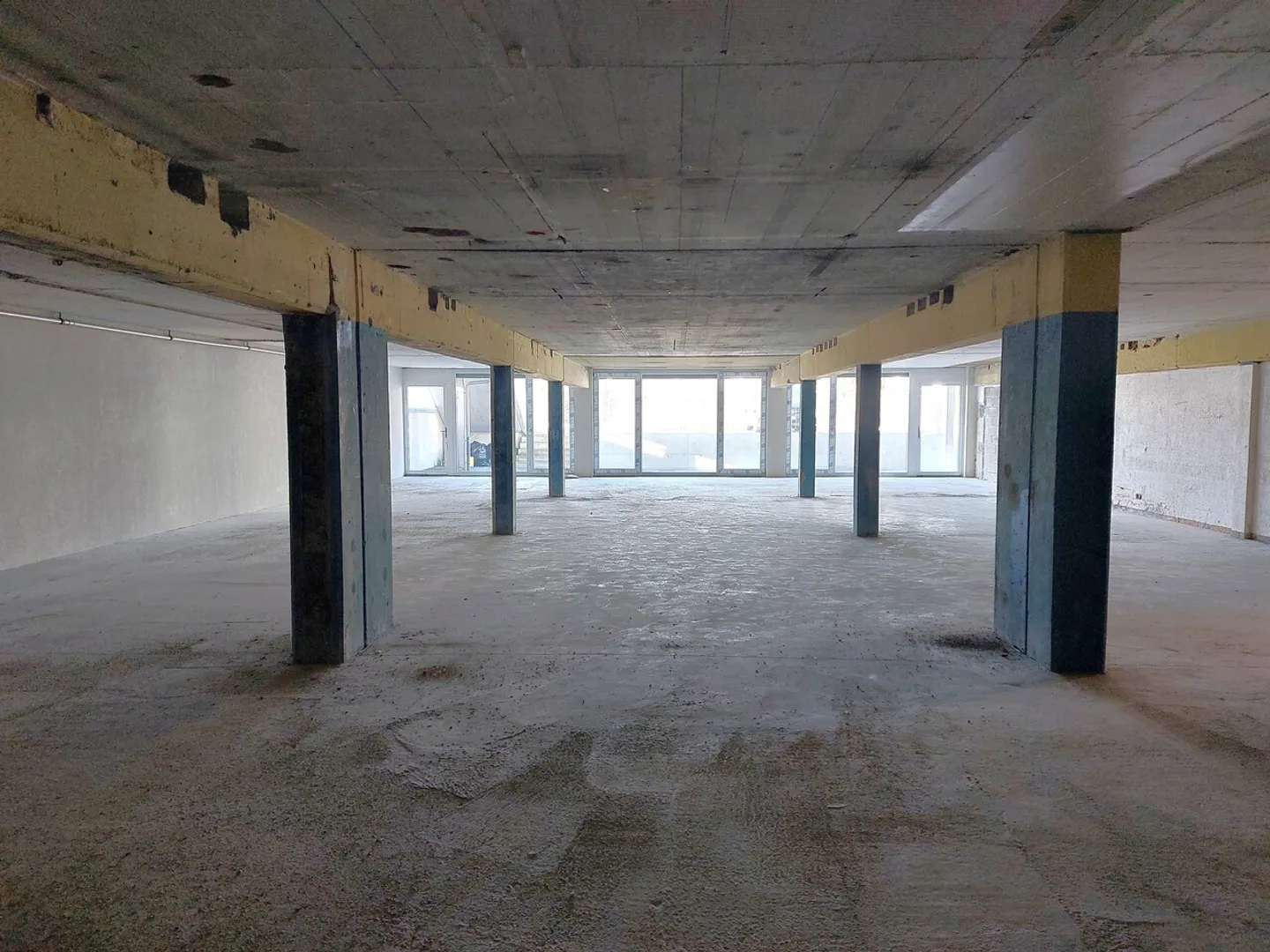 Affitto flessibile - Spazio commerciale di 315m2 - Vicino a tutto - Foto 5 di 7