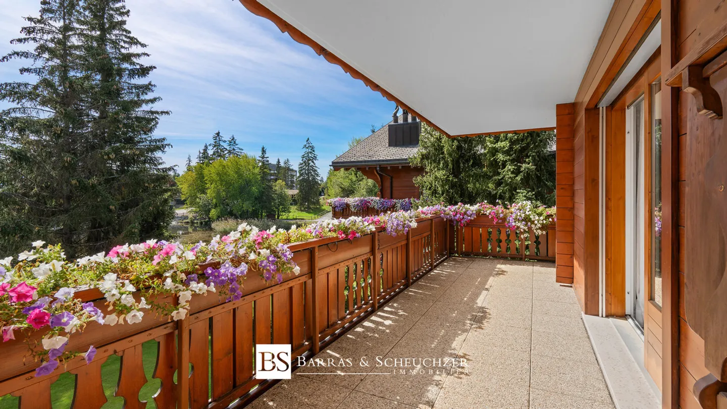 Luxury Apartment in Crans-Montana - Photo 2 of 14