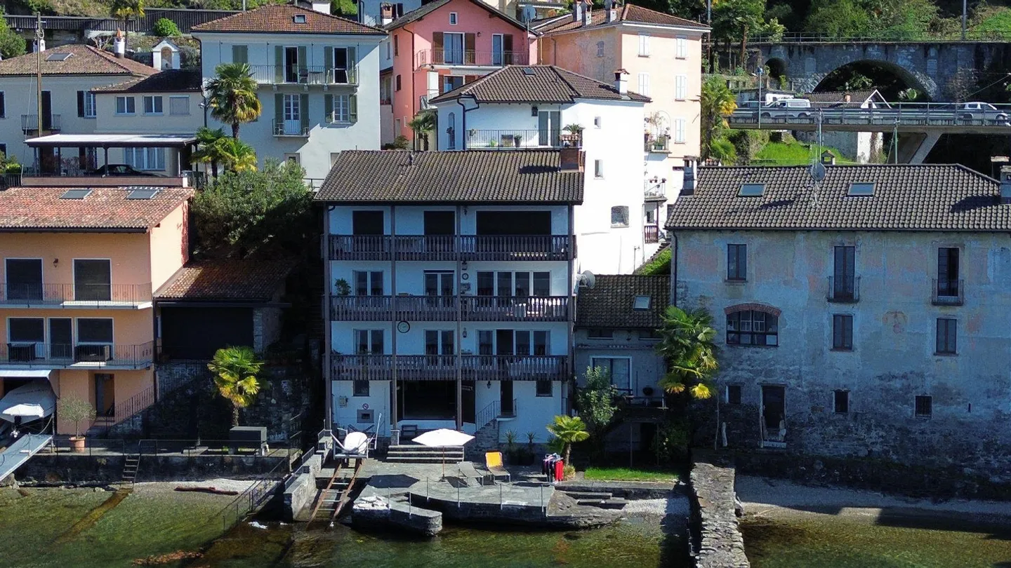 Direkt am Lago Maggiore – Einzigartiger Zweitwohnsitz am Wasser - Foto 14 von 30