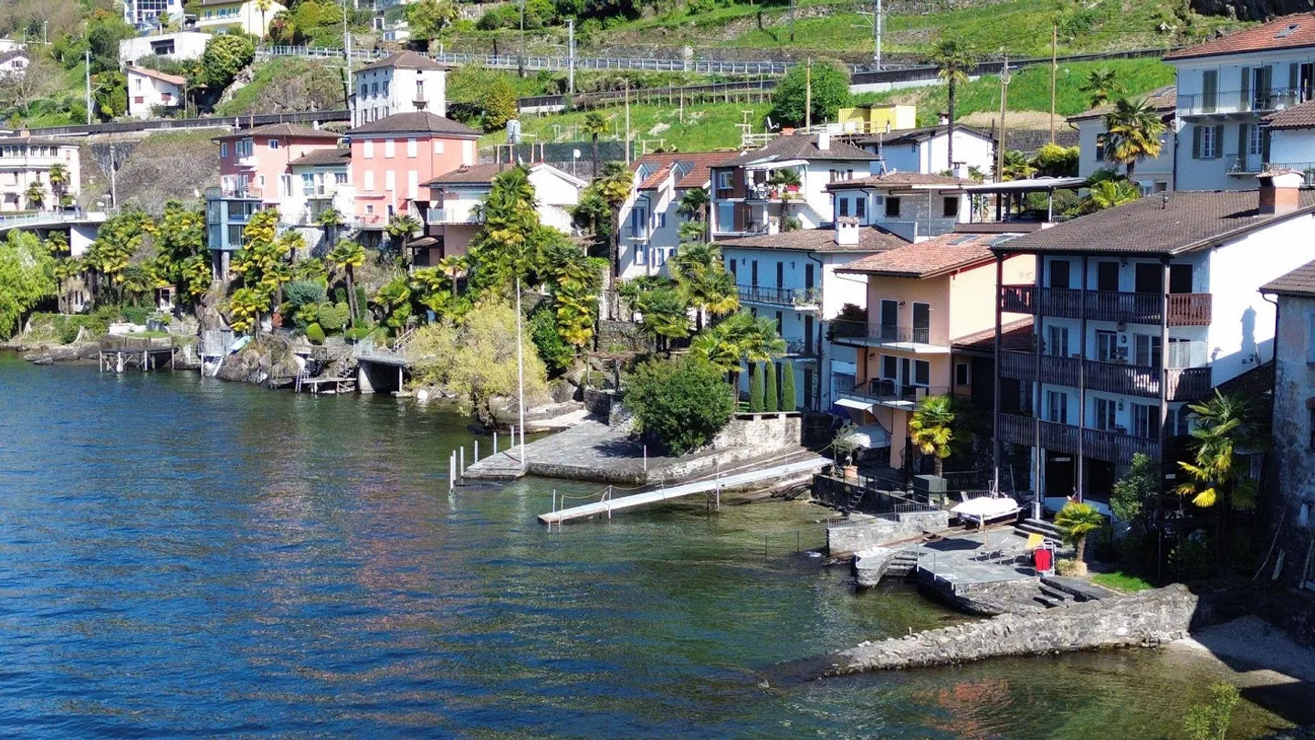 Direkt am Lago Maggiore – Einzigartiger Zweitwohnsitz am Wasser - Foto 16 von 30
